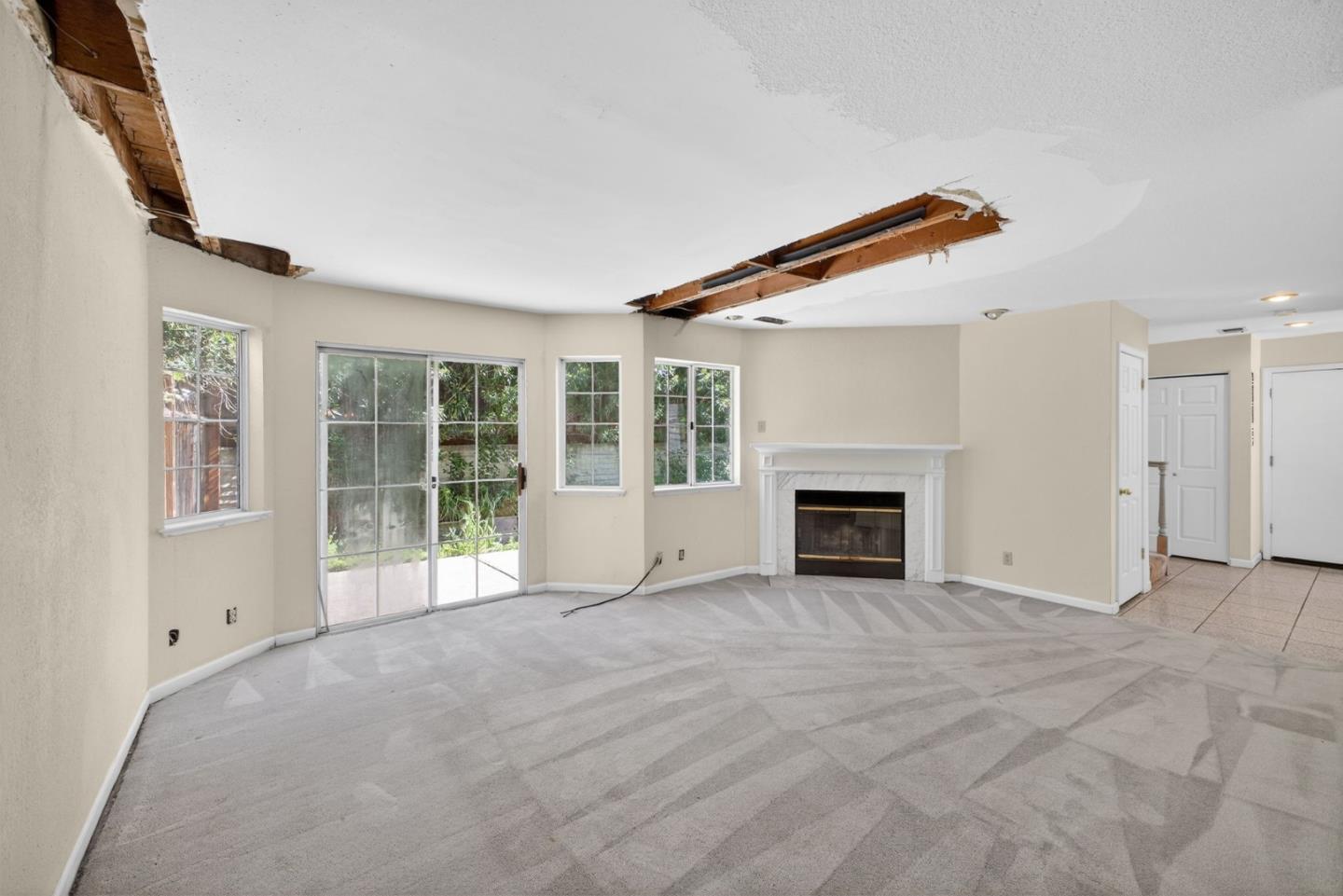 Detail Gallery Image 11 of 47 For 1074 Almaden Village Ln, San Jose,  CA 95120 - 3 Beds | 2/1 Baths