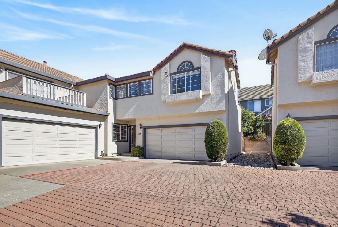 Detail Gallery Image 2 of 47 For 1074 Almaden Village Ln, San Jose,  CA 95120 - 3 Beds | 2/1 Baths