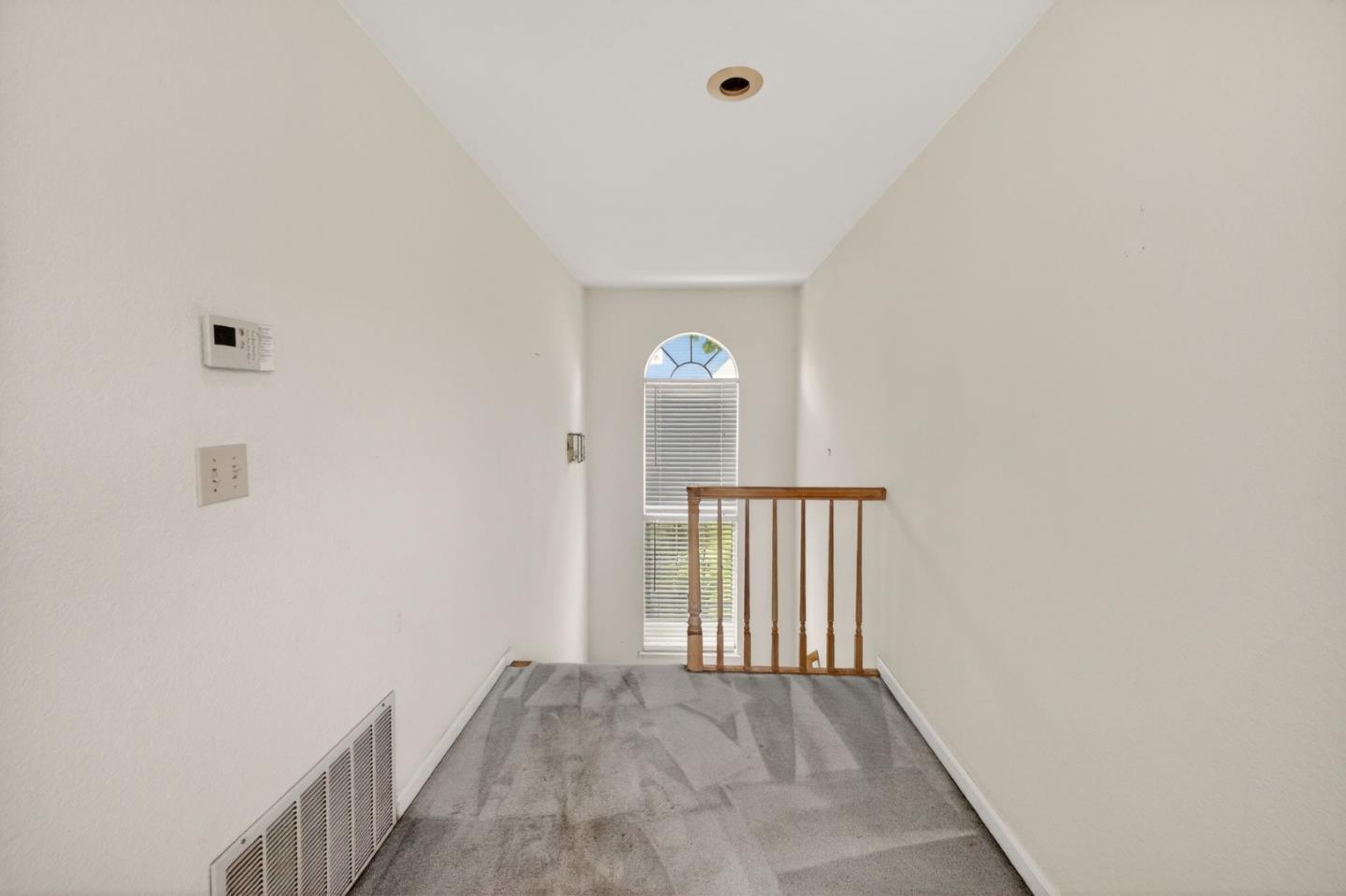 Detail Gallery Image 20 of 47 For 1074 Almaden Village Ln, San Jose,  CA 95120 - 3 Beds | 2/1 Baths