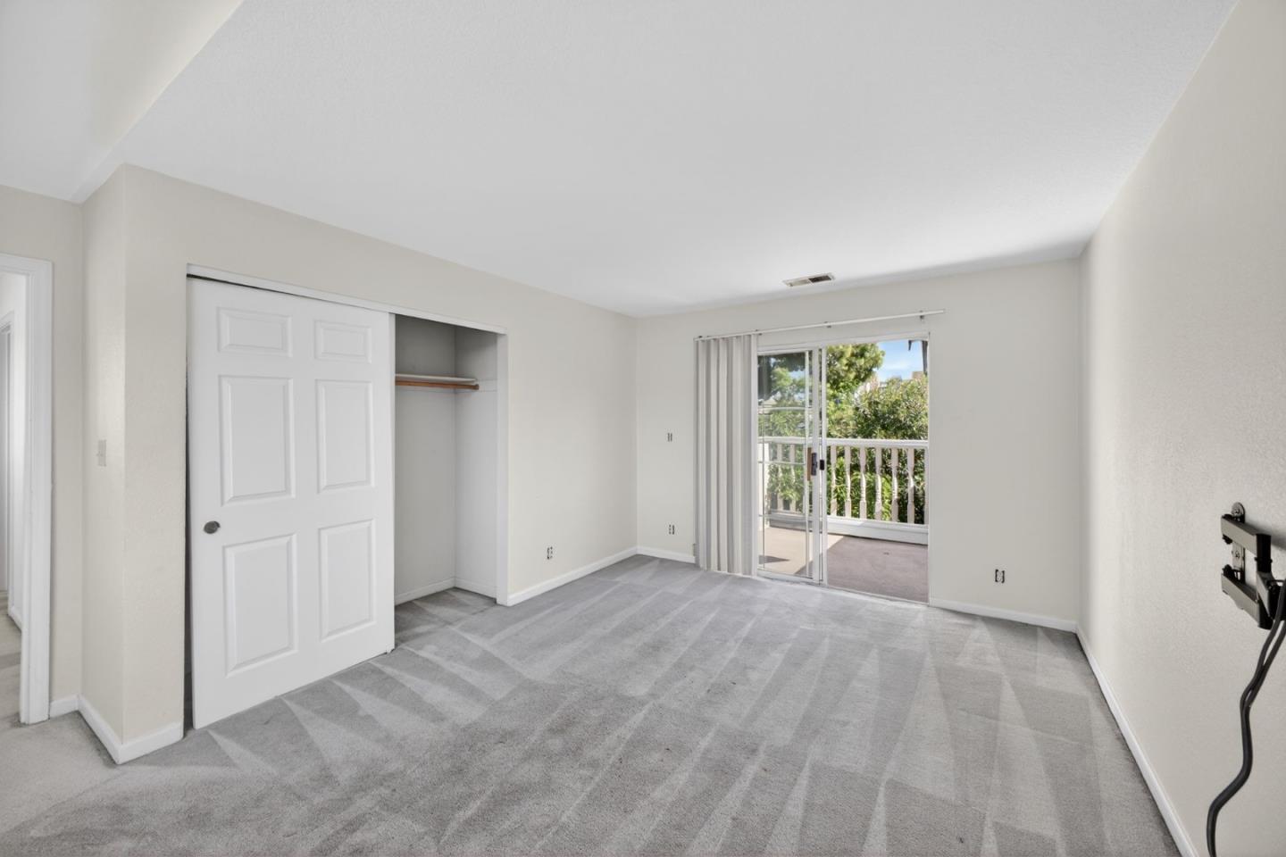 Detail Gallery Image 27 of 47 For 1074 Almaden Village Ln, San Jose,  CA 95120 - 3 Beds | 2/1 Baths