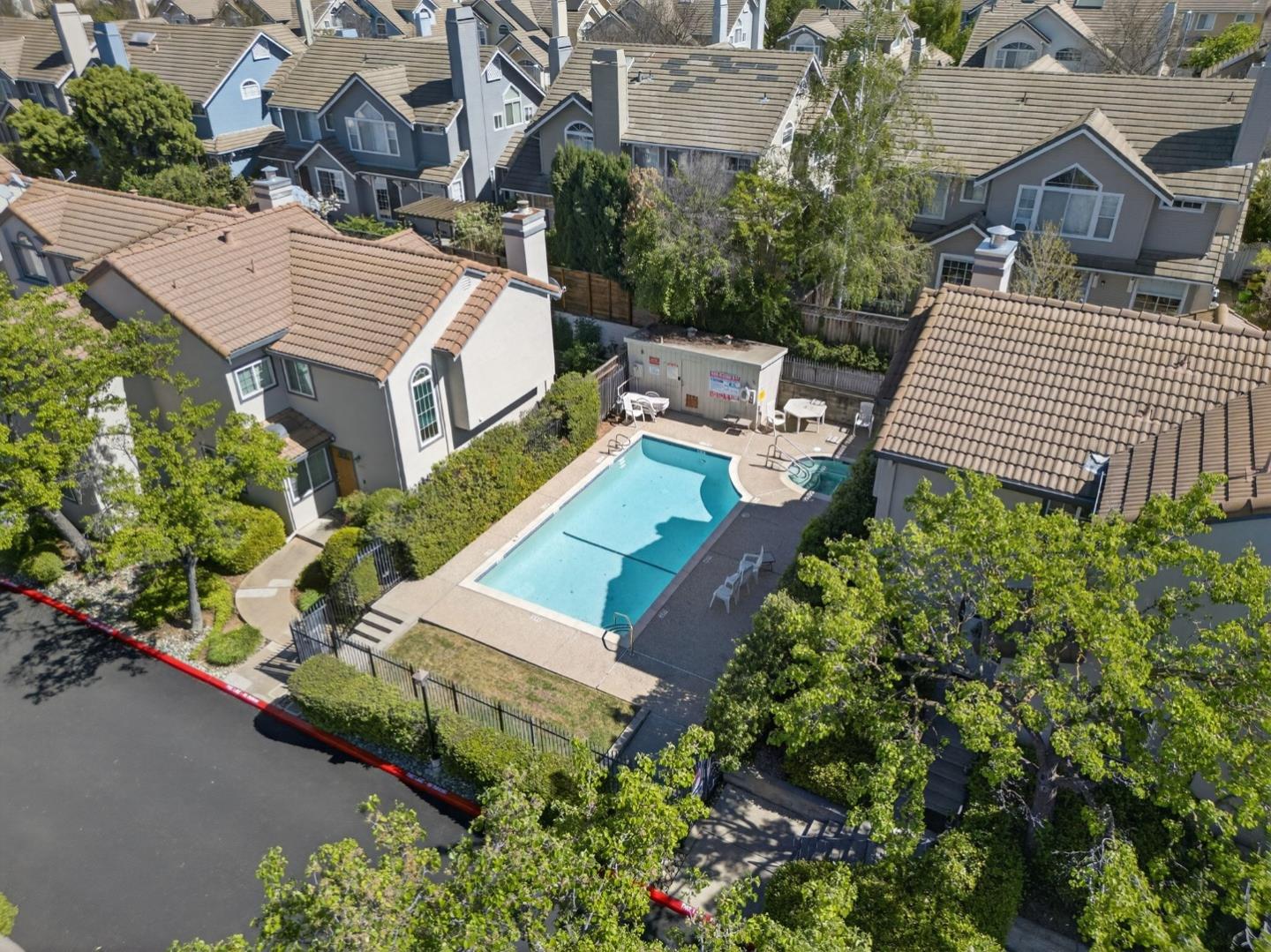 Detail Gallery Image 42 of 47 For 1074 Almaden Village Ln, San Jose,  CA 95120 - 3 Beds | 2/1 Baths