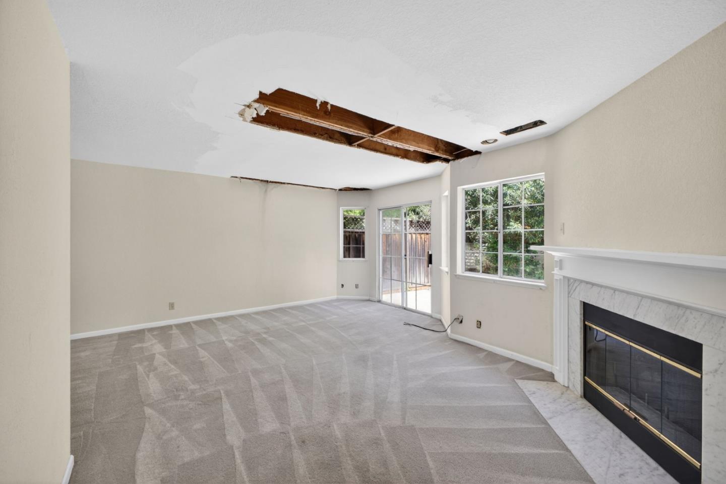 Detail Gallery Image 9 of 47 For 1074 Almaden Village Ln, San Jose,  CA 95120 - 3 Beds | 2/1 Baths