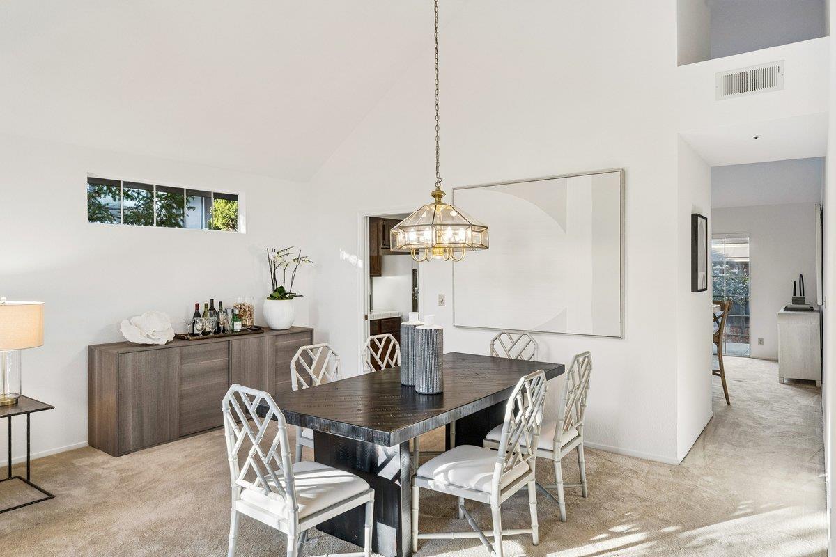 Detail Gallery Image 12 of 31 For 1402 Dominica Ln, Foster City,  CA 94404 - 3 Beds | 2 Baths