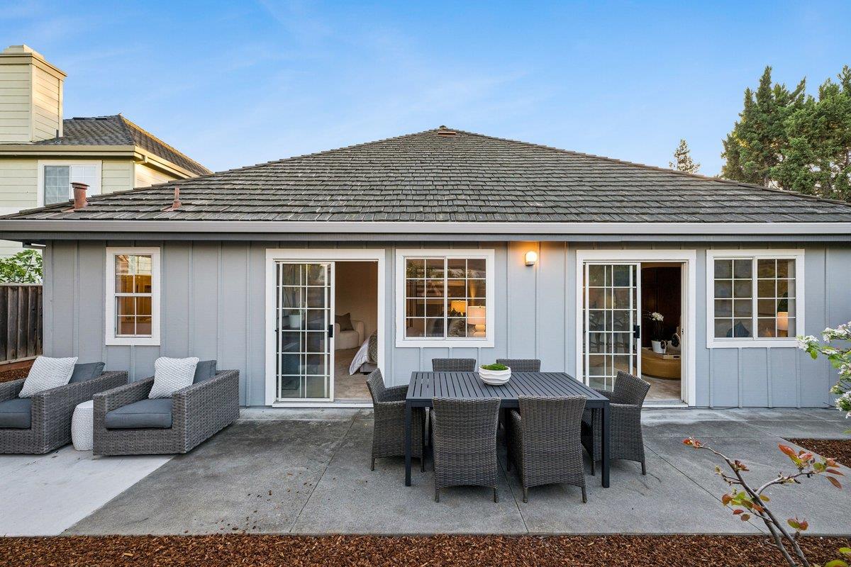 Detail Gallery Image 29 of 31 For 1402 Dominica Ln, Foster City,  CA 94404 - 3 Beds | 2 Baths