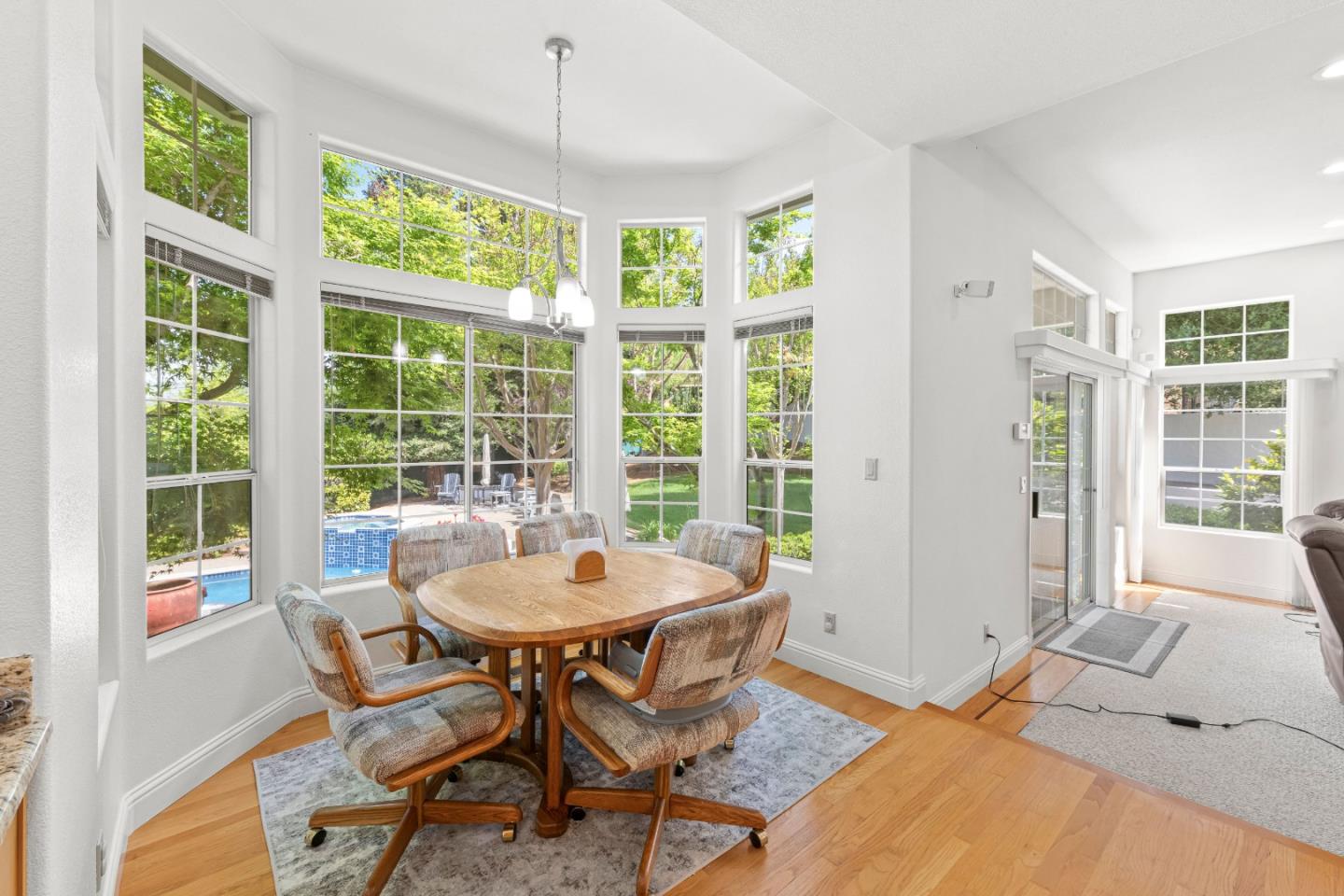 Detail Gallery Image 18 of 76 For 18216 Sparhawk Way, Morgan Hill,  CA 95037 - 5 Beds | 3/1 Baths