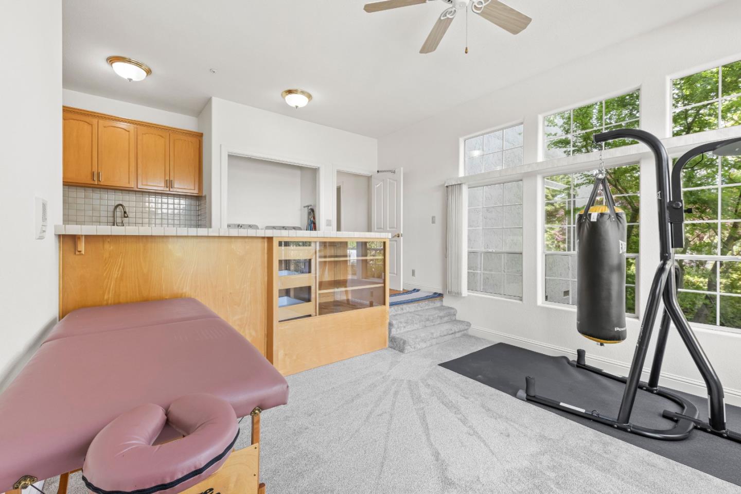 Detail Gallery Image 26 of 76 For 18216 Sparhawk Way, Morgan Hill,  CA 95037 - 5 Beds | 3/1 Baths