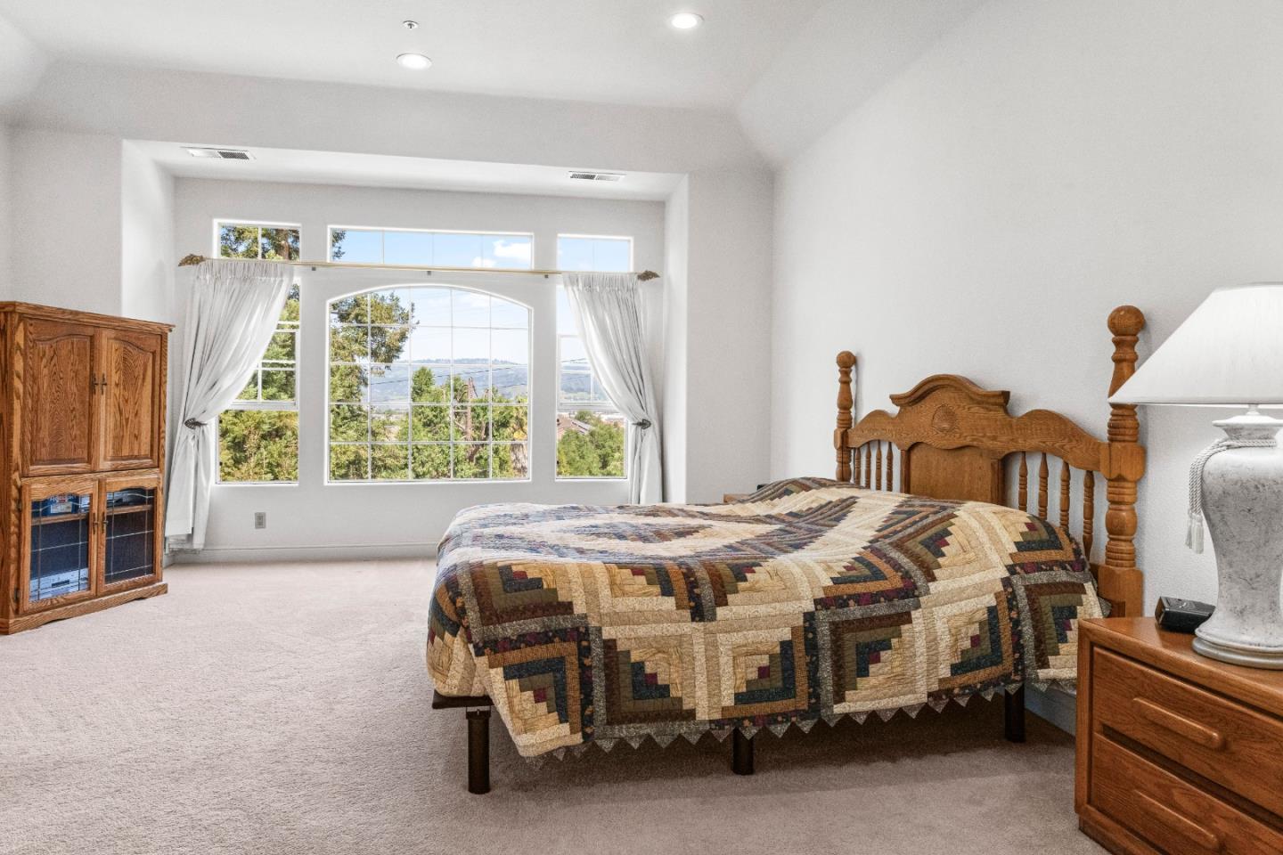 Detail Gallery Image 39 of 76 For 18216 Sparhawk Way, Morgan Hill,  CA 95037 - 5 Beds | 3/1 Baths