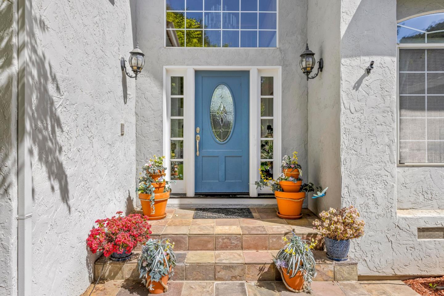 Detail Gallery Image 6 of 76 For 18216 Sparhawk Way, Morgan Hill,  CA 95037 - 5 Beds | 3/1 Baths