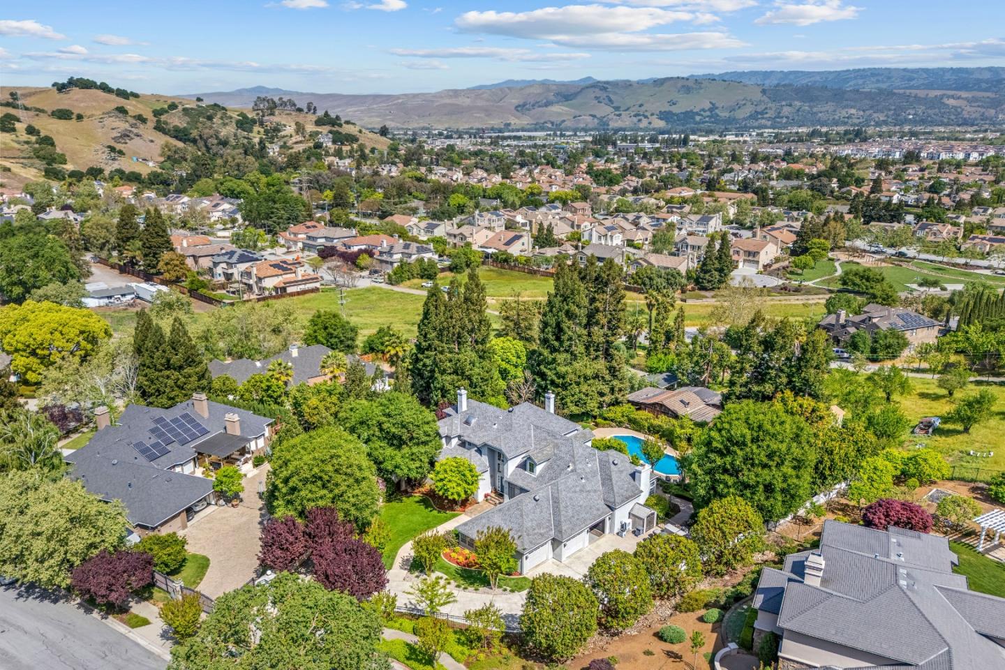 Detail Gallery Image 66 of 76 For 18216 Sparhawk Way, Morgan Hill,  CA 95037 - 5 Beds | 3/1 Baths