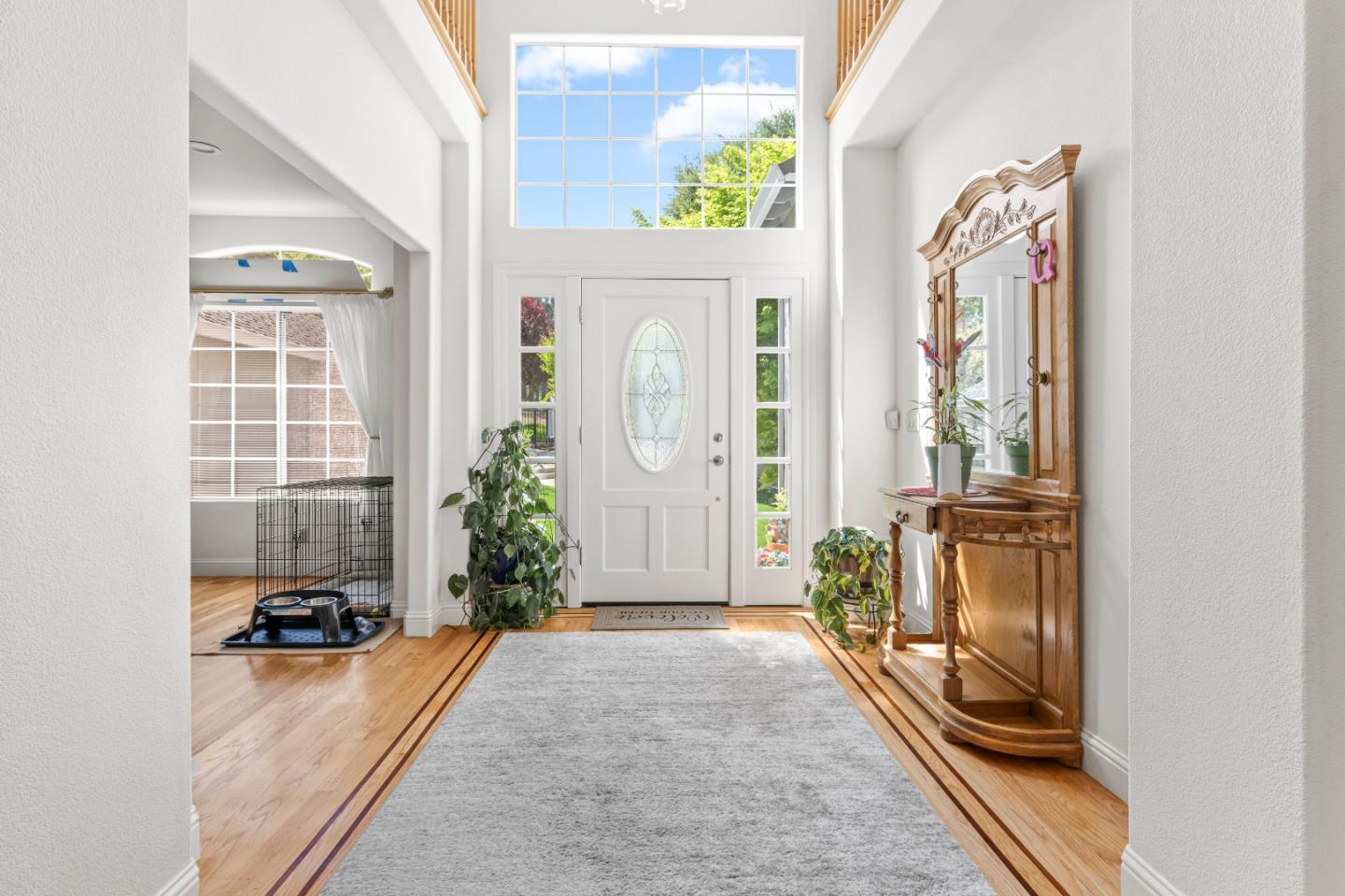 Detail Gallery Image 7 of 76 For 18216 Sparhawk Way, Morgan Hill,  CA 95037 - 5 Beds | 3/1 Baths