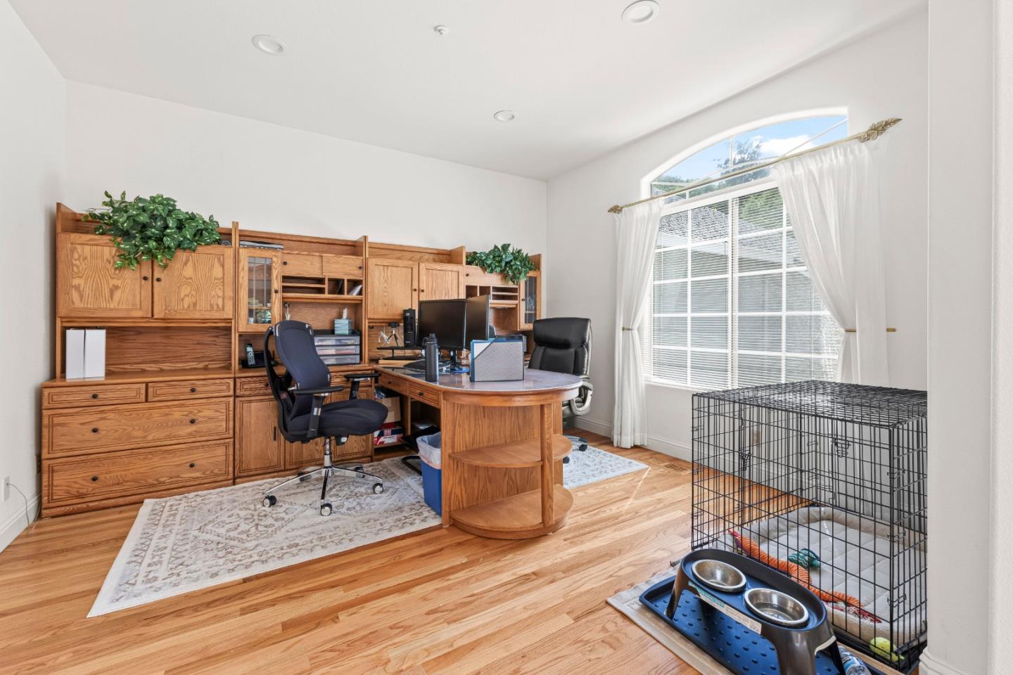 Detail Gallery Image 9 of 76 For 18216 Sparhawk Way, Morgan Hill,  CA 95037 - 5 Beds | 3/1 Baths