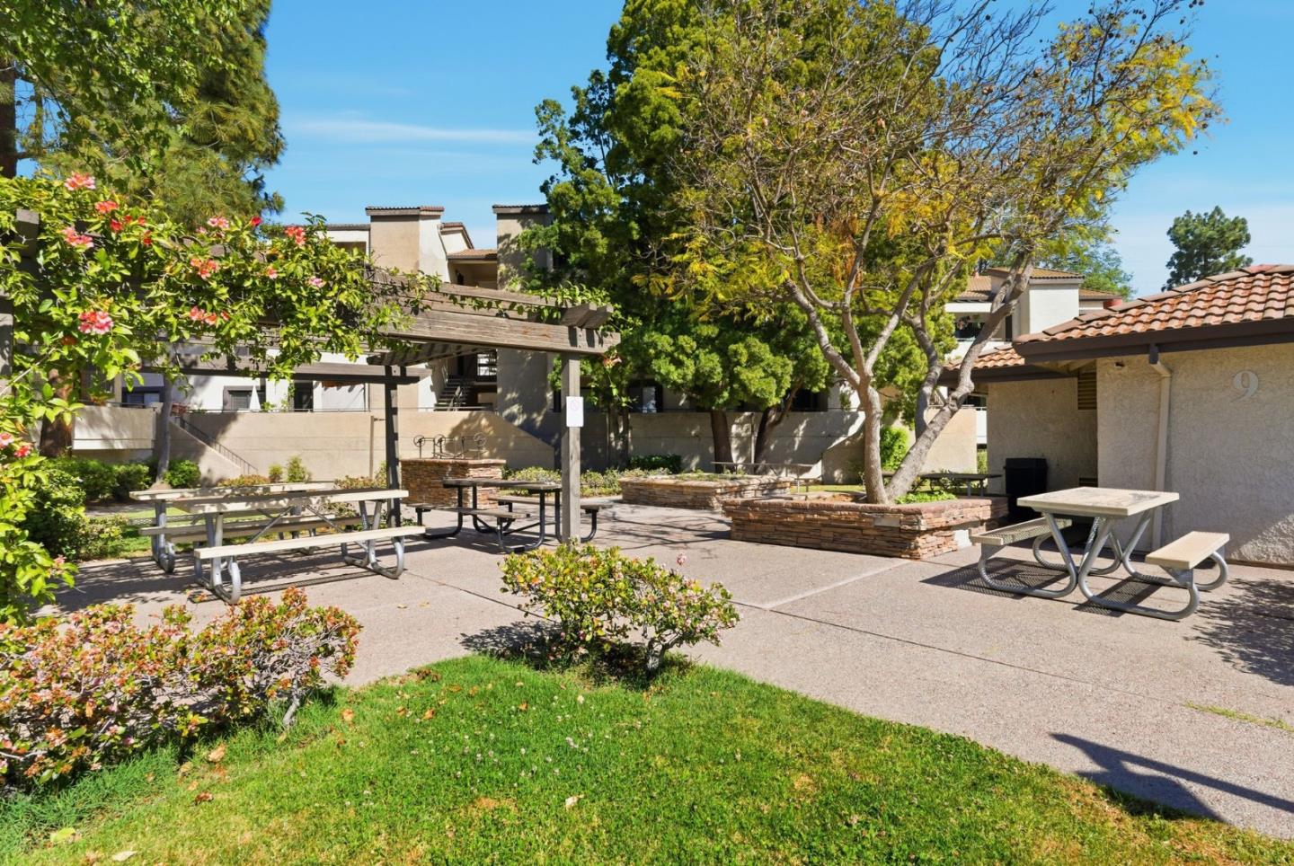 Photo #24: ML82040989 Listing: Photo #24