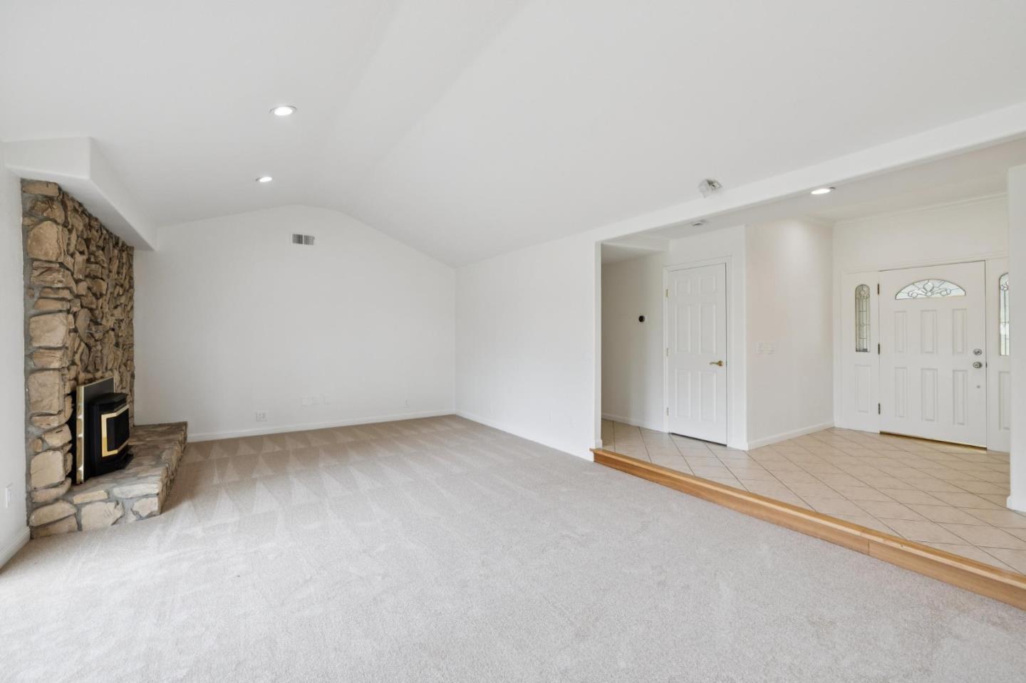 Detail Gallery Image 10 of 79 For 645 Hale Ave, Morgan Hill,  CA 95037 - 3 Beds | 3 Baths