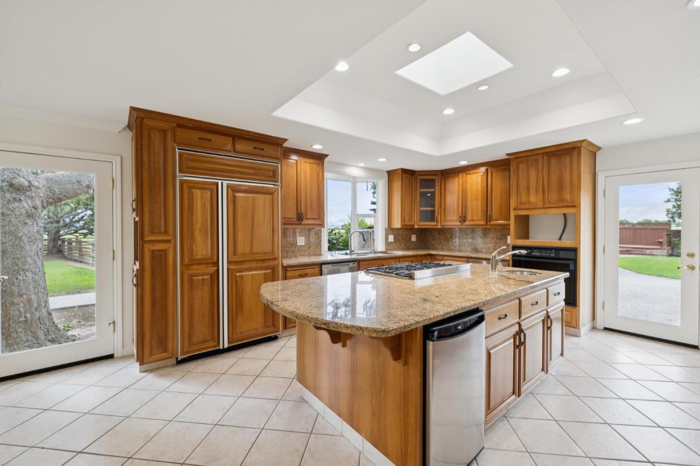 Detail Gallery Image 14 of 79 For 645 Hale Ave, Morgan Hill,  CA 95037 - 3 Beds | 3 Baths