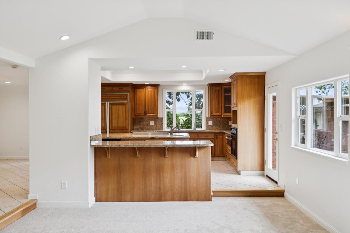 Detail Gallery Image 18 of 79 For 645 Hale Ave, Morgan Hill,  CA 95037 - 3 Beds | 3 Baths