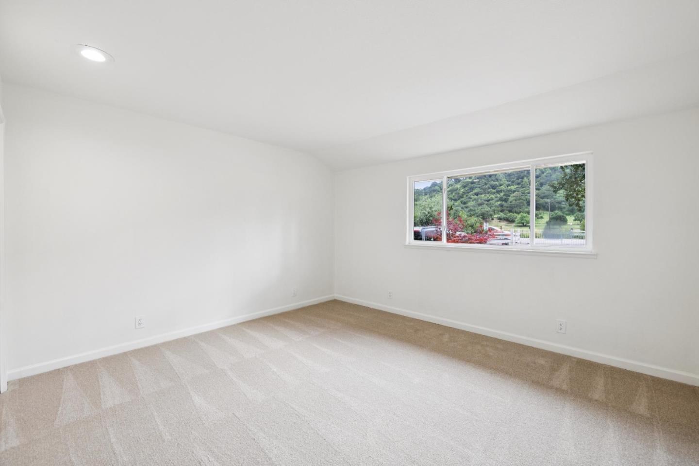 Detail Gallery Image 32 of 79 For 645 Hale Ave, Morgan Hill,  CA 95037 - 3 Beds | 3 Baths