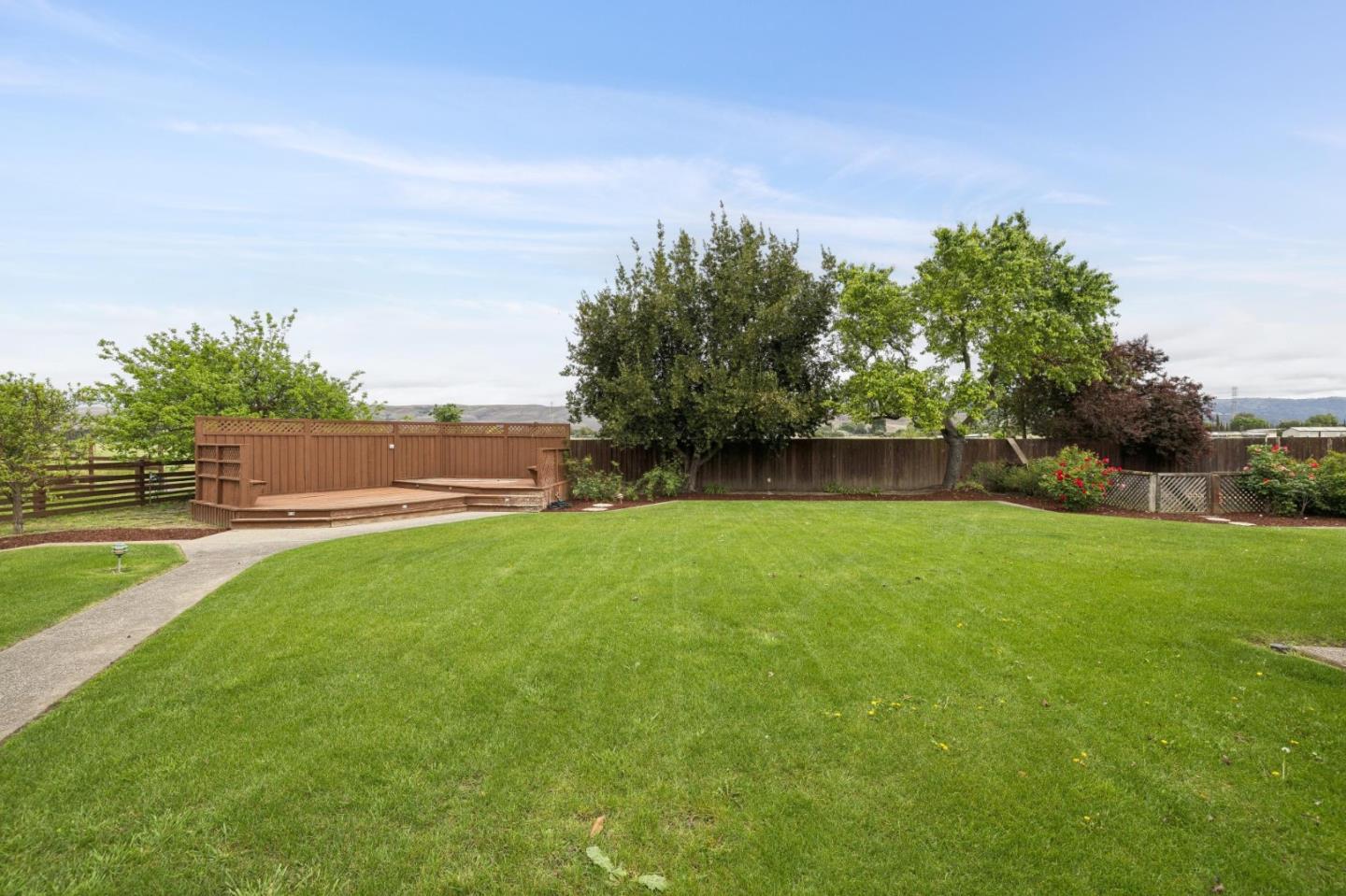 Detail Gallery Image 52 of 79 For 645 Hale Ave, Morgan Hill,  CA 95037 - 3 Beds | 3 Baths