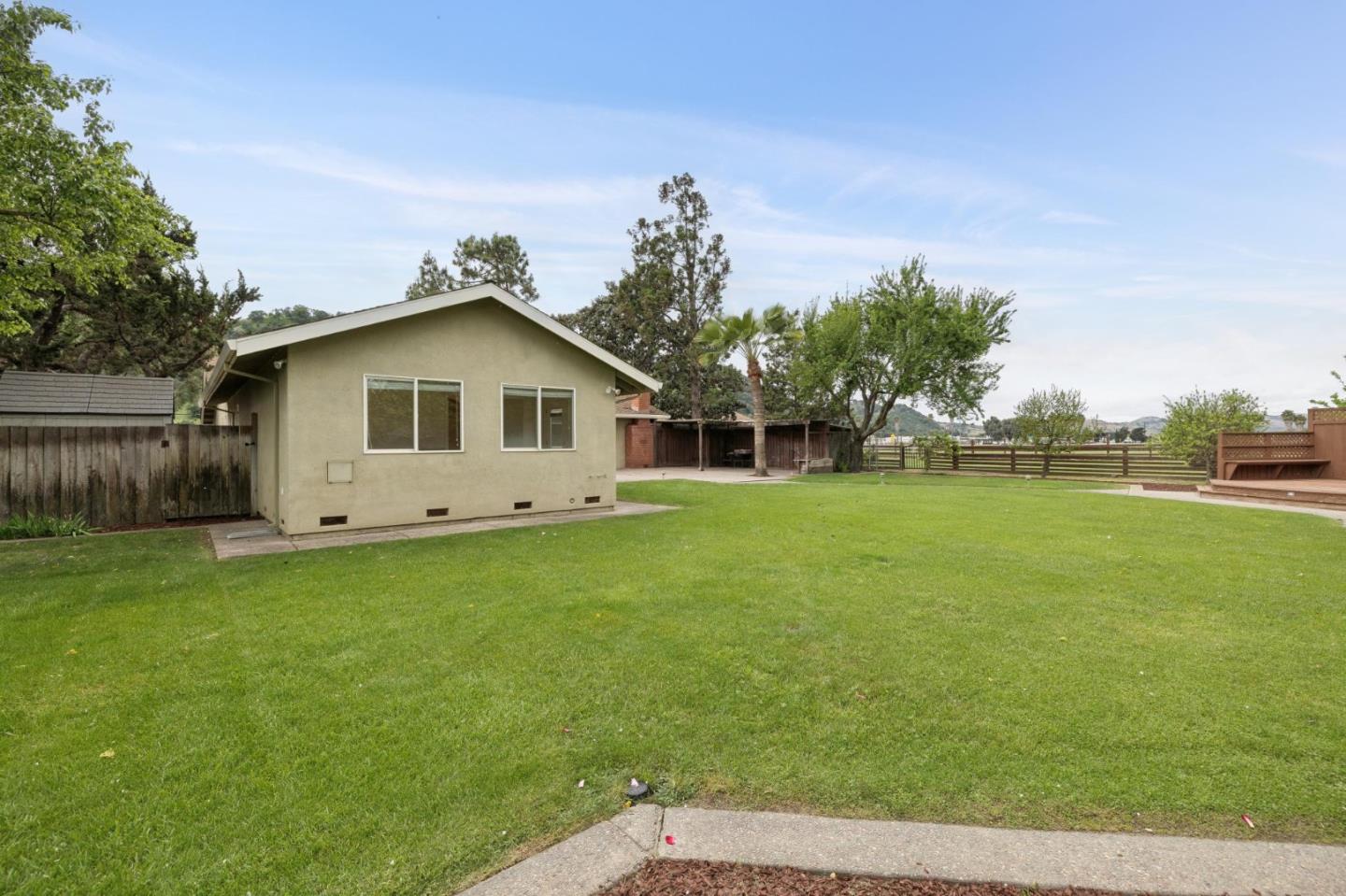 Detail Gallery Image 57 of 79 For 645 Hale Ave, Morgan Hill,  CA 95037 - 3 Beds | 3 Baths