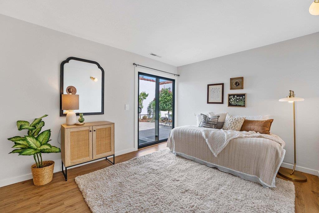 Detail Gallery Image 13 of 43 For 114 Serra Ct, Santa Cruz,  CA 95060 - 3 Beds | 1/1 Baths