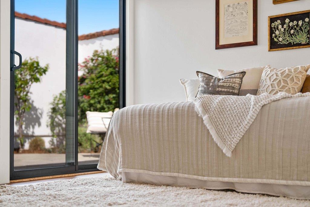 Detail Gallery Image 14 of 43 For 114 Serra Ct, Santa Cruz,  CA 95060 - 3 Beds | 1/1 Baths