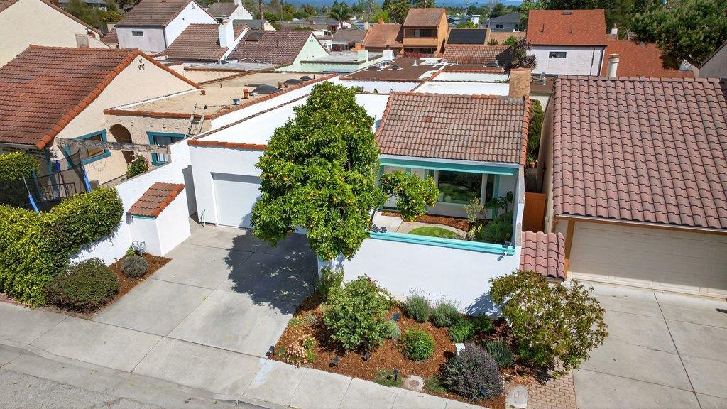 Detail Gallery Image 33 of 43 For 114 Serra Ct, Santa Cruz,  CA 95060 - 3 Beds | 1/1 Baths