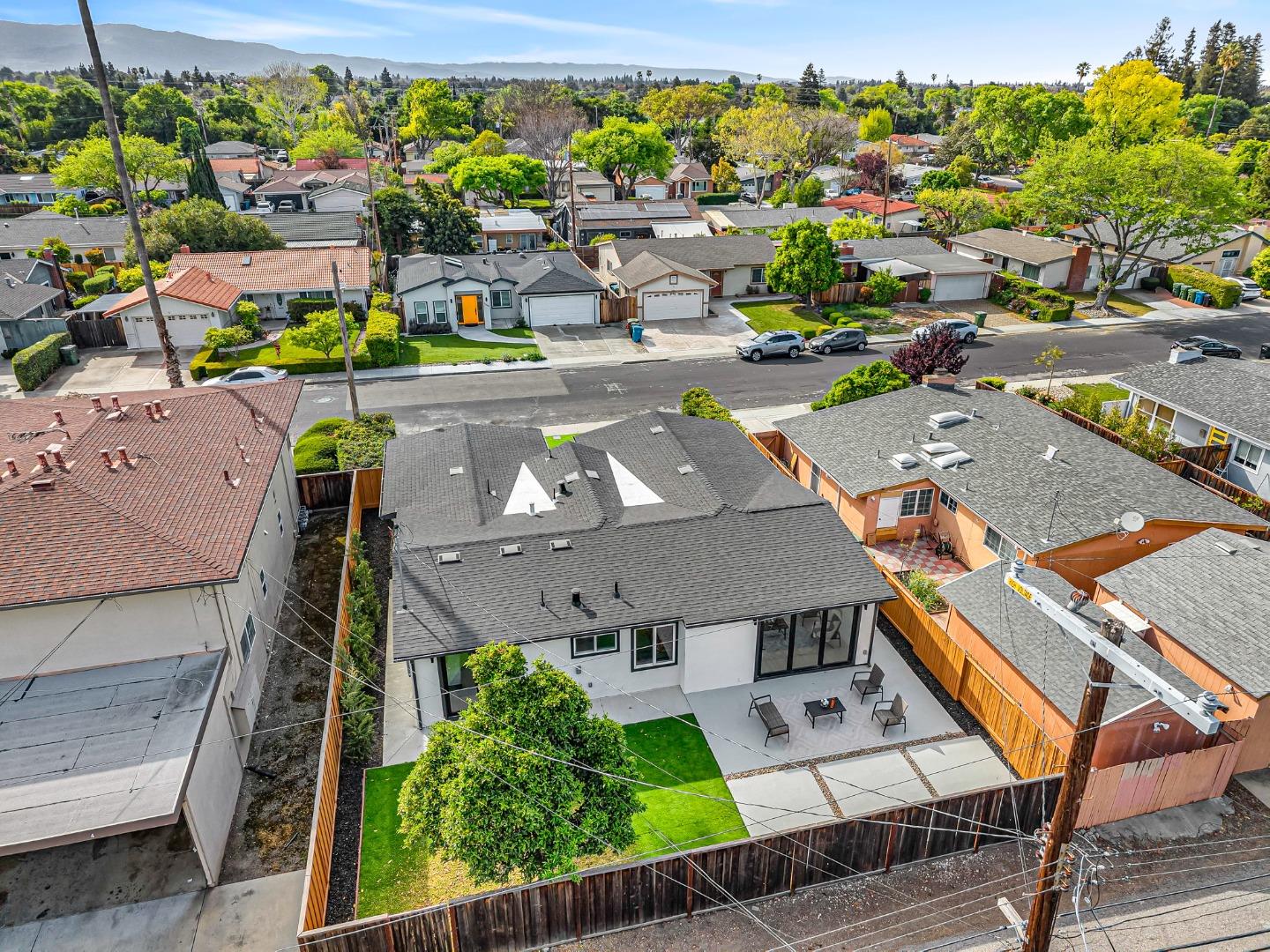 Detail Gallery Image 48 of 52 For 1759 Higgins Ave, Santa Clara,  CA 95051 - 3 Beds | 2 Baths