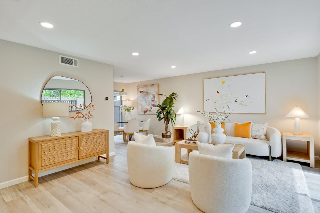 Detail Gallery Image 11 of 48 For 10558 Red Fir Ct, Cupertino,  CA 95014 - 3 Beds | 1/1 Baths