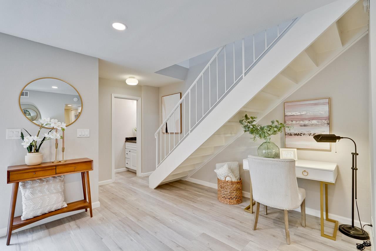 Detail Gallery Image 12 of 48 For 10558 Red Fir Ct, Cupertino,  CA 95014 - 3 Beds | 1/1 Baths