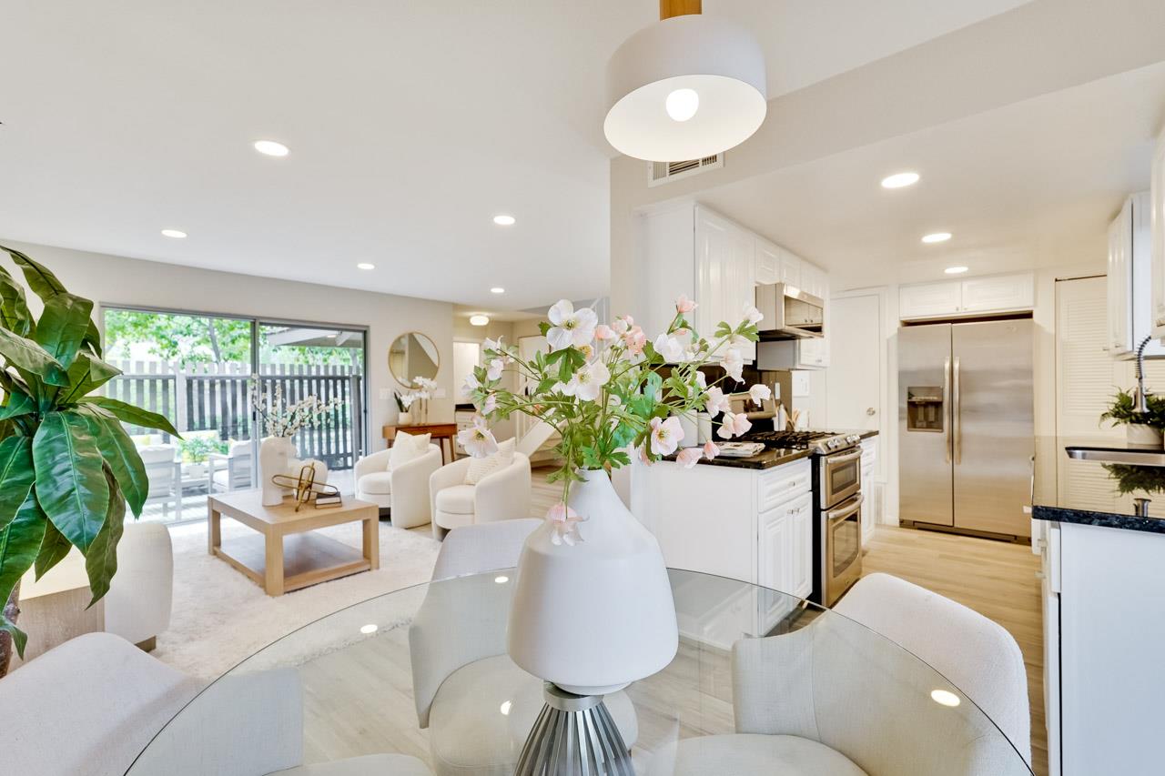 Detail Gallery Image 16 of 48 For 10558 Red Fir Ct, Cupertino,  CA 95014 - 3 Beds | 1/1 Baths