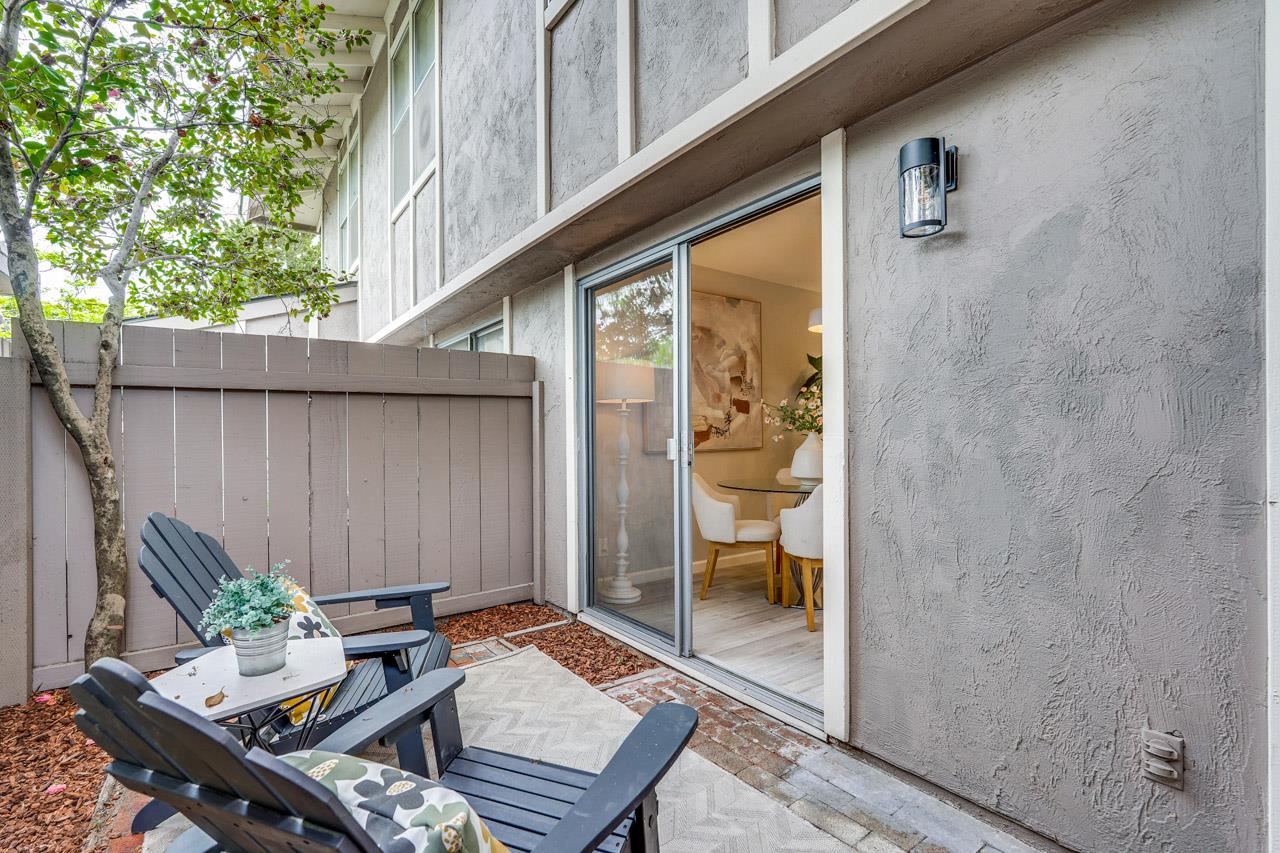 Detail Gallery Image 43 of 48 For 10558 Red Fir Ct, Cupertino,  CA 95014 - 3 Beds | 1/1 Baths