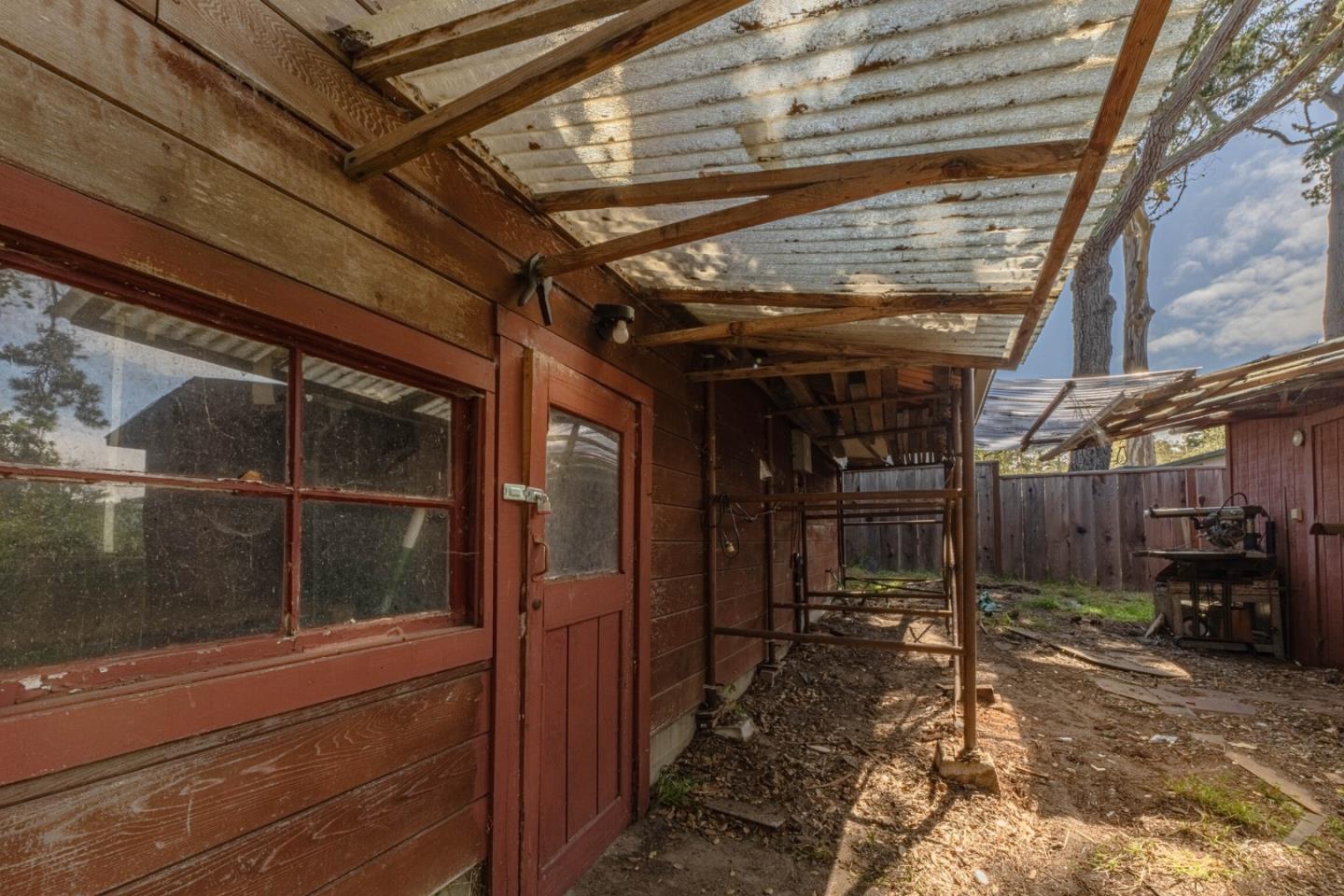 Detail Gallery Image 22 of 25 For Benito Ave, Pacific Grove,  CA 93950 - 3 Beds | 1 Baths