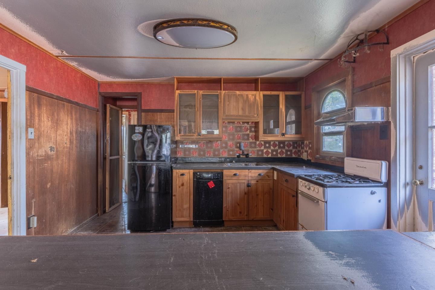 Detail Gallery Image 8 of 25 For Benito Ave, Pacific Grove,  CA 93950 - 3 Beds | 1 Baths