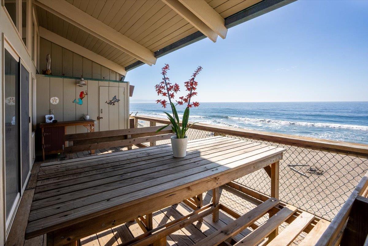 Detail Gallery Image 18 of 38 For 753 the Shoreline, La Selva Beach,  CA 95076 - 4 Beds | 4 Baths