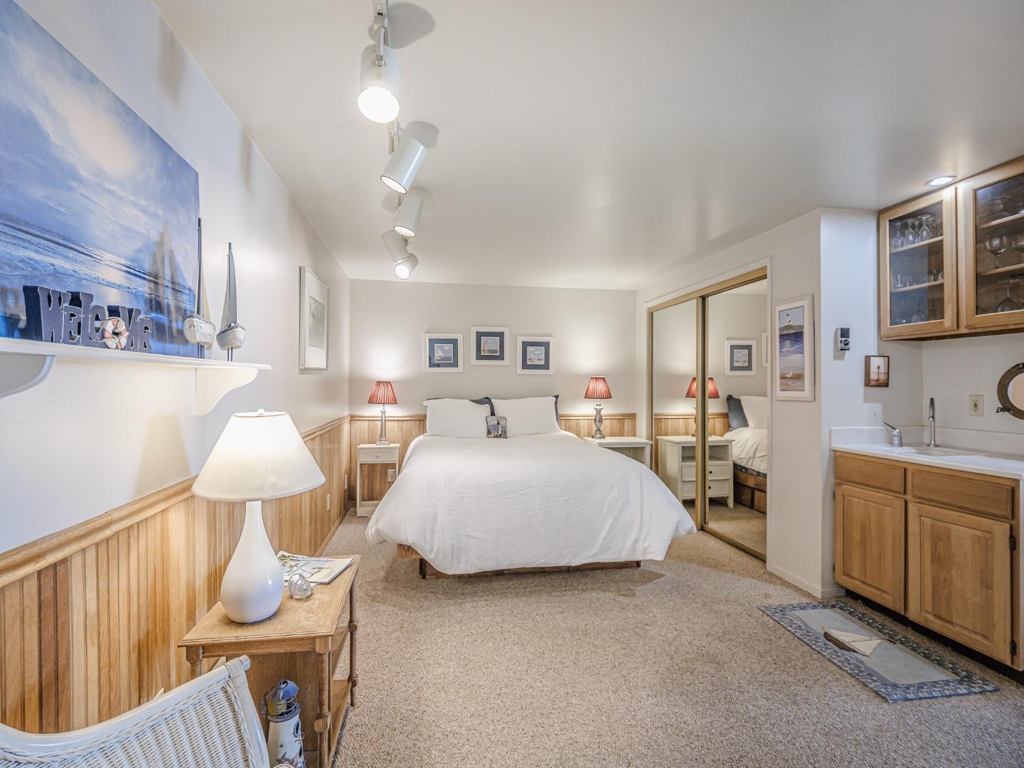 Detail Gallery Image 25 of 38 For 753 the Shoreline, La Selva Beach,  CA 95076 - 4 Beds | 4 Baths