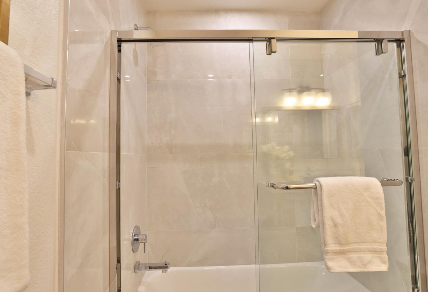 Detail Gallery Image 14 of 24 For 116 Monte Villa Ct, Campbell,  CA 95008 - 2 Beds | 2/1 Baths