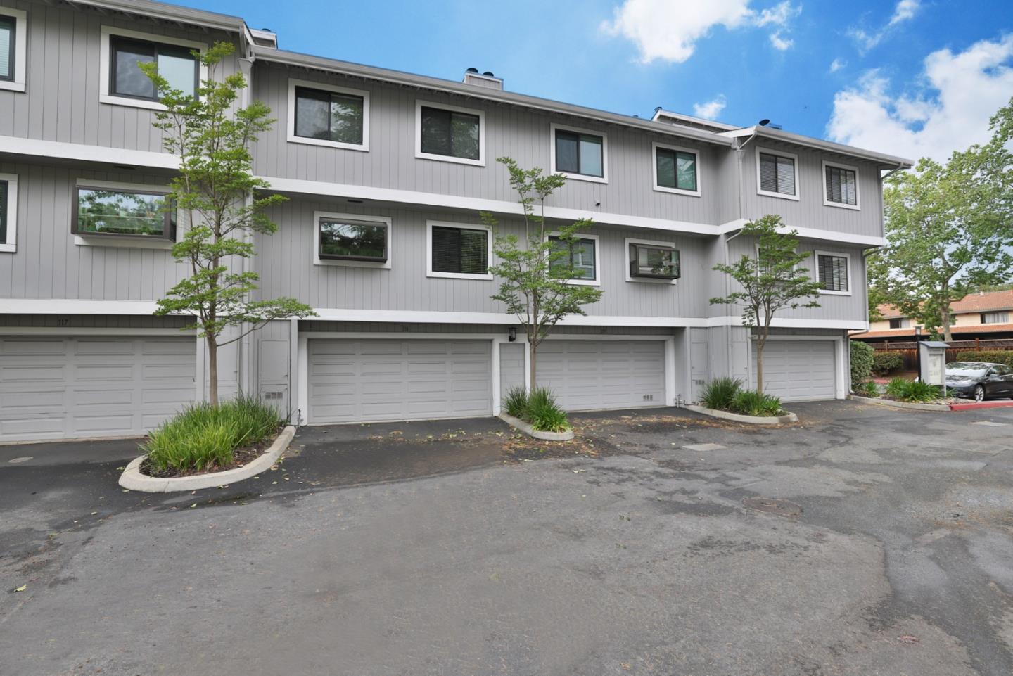 Detail Gallery Image 24 of 24 For 116 Monte Villa Ct, Campbell,  CA 95008 - 2 Beds | 2/1 Baths