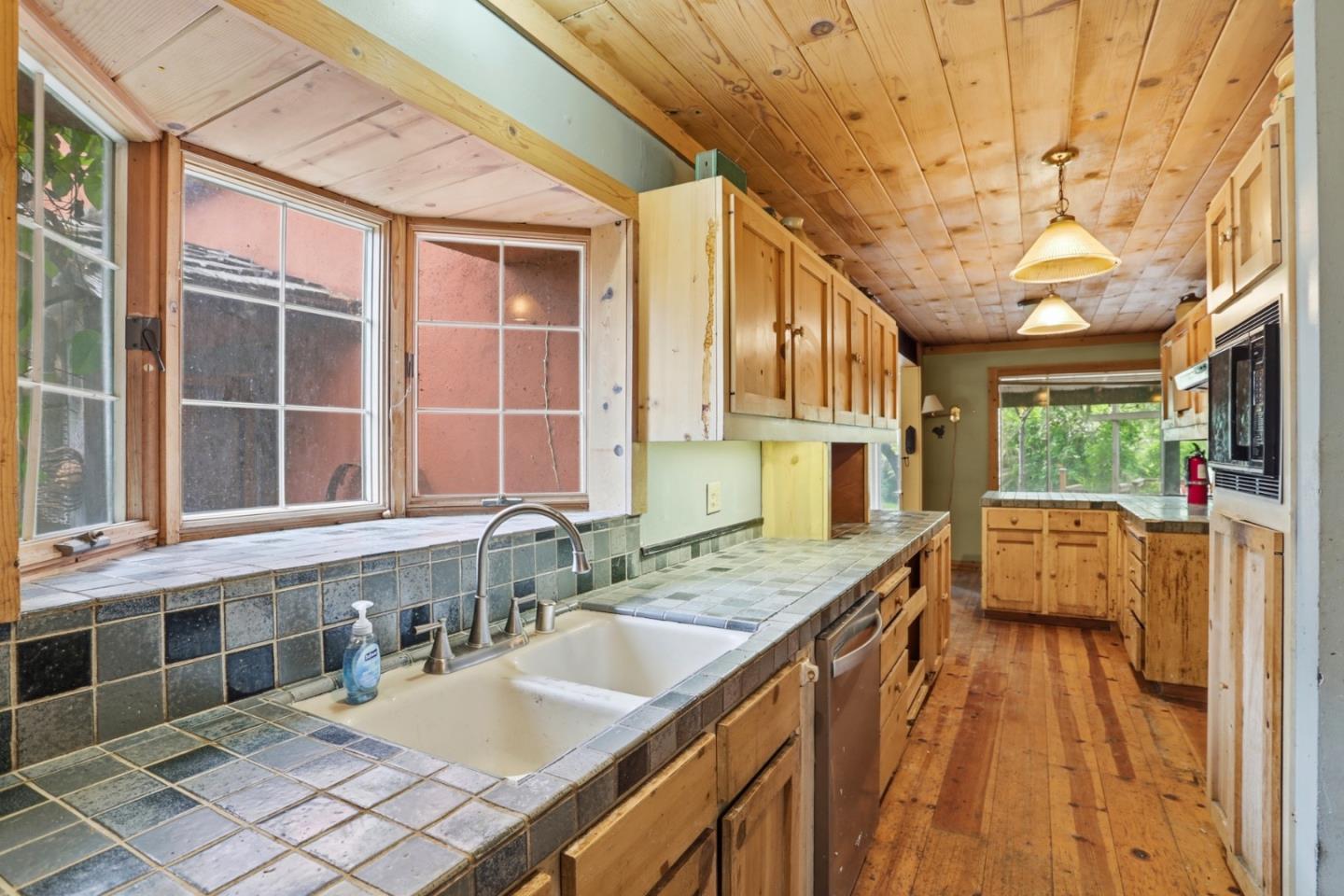 Detail Gallery Image 10 of 41 For 339 Brookwood Ave, San Jose,  CA 95116 - – Beds | – Baths