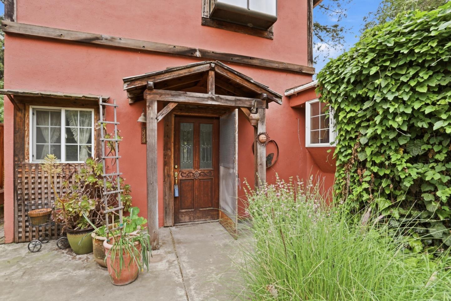 Detail Gallery Image 3 of 41 For 339 Brookwood Ave, San Jose,  CA 95116 - – Beds | – Baths