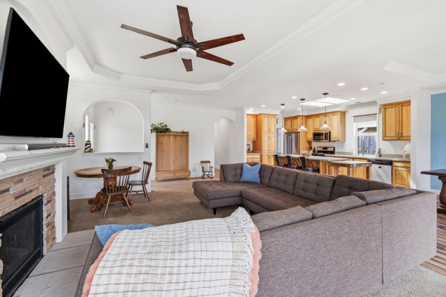 Detail Gallery Image 8 of 39 For 68 Mountain View Rd, Corralitos,  CA 95076 - 3 Beds | 2 Baths