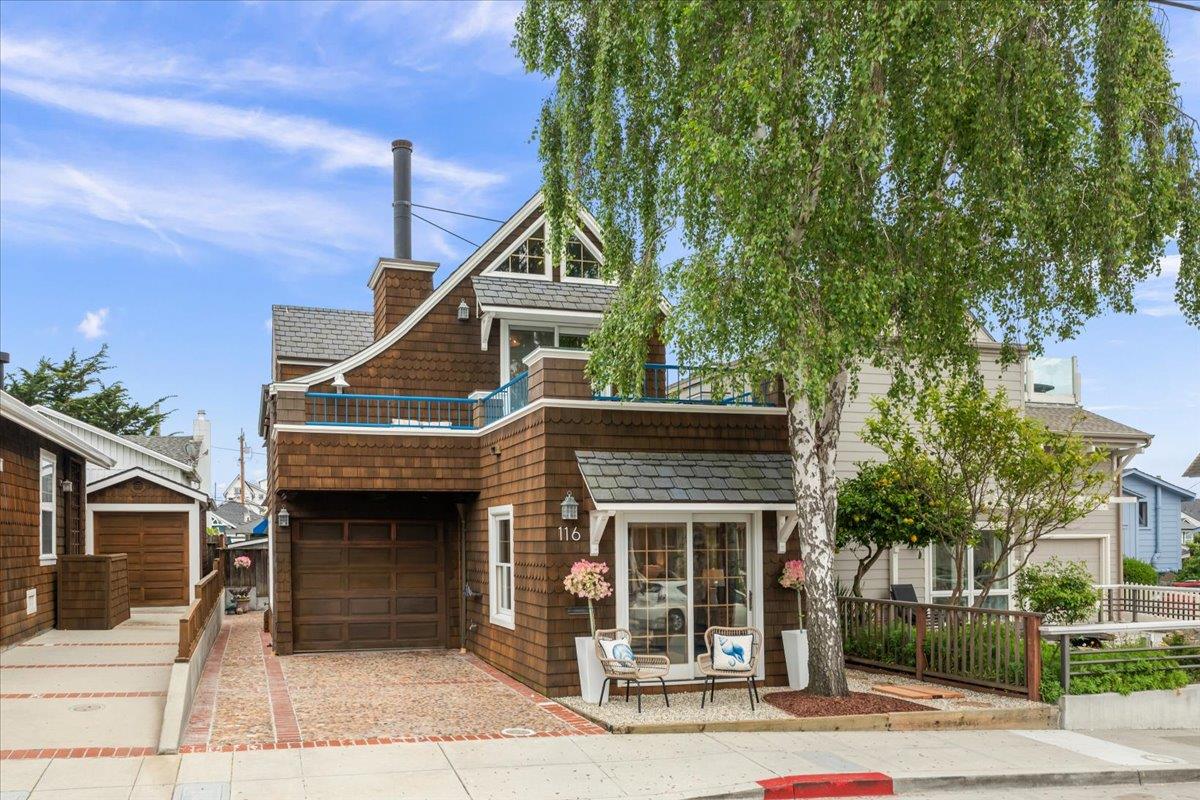 Front Image Thumbnail for ML82041007