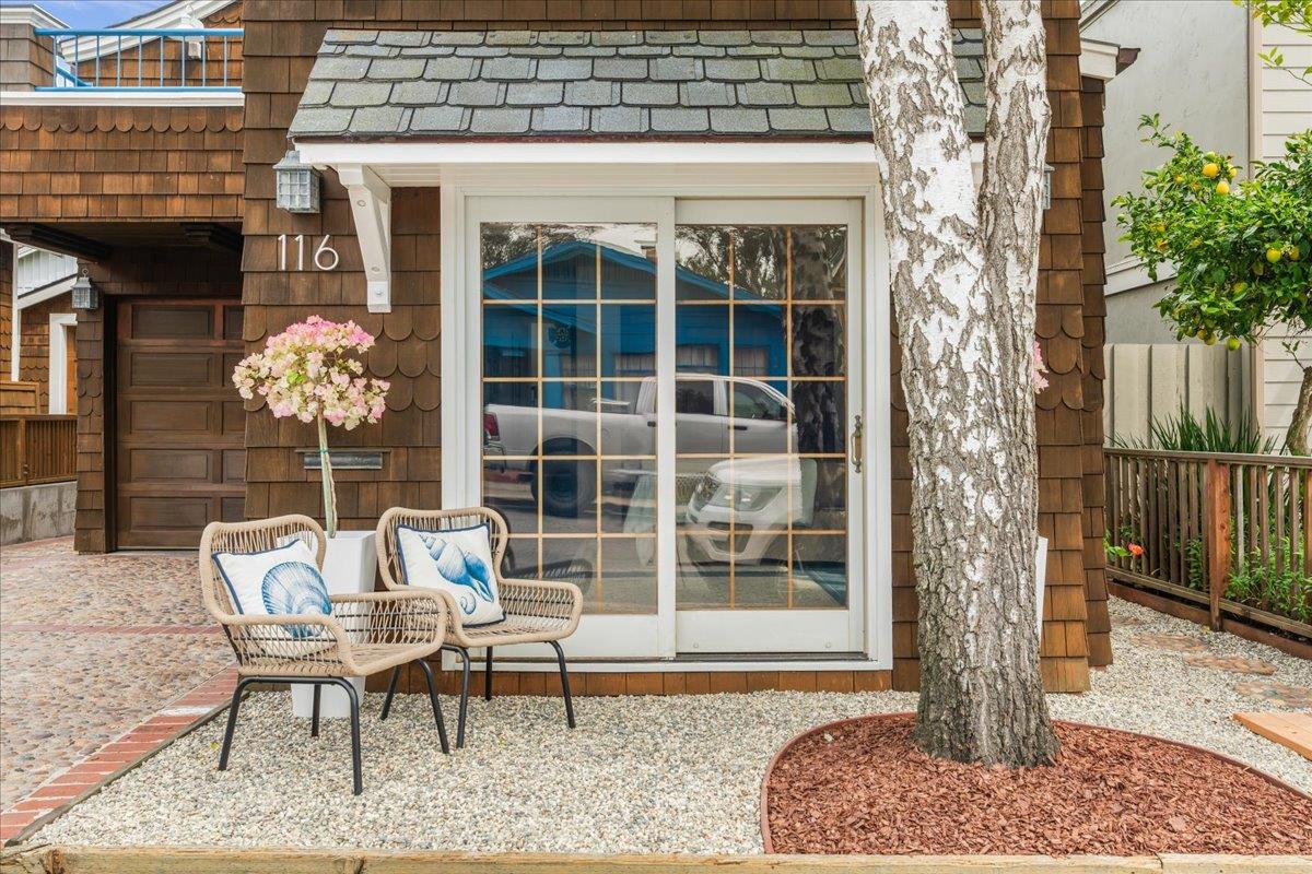 Detail Gallery Image 10 of 30 For 116 Mott Ave, Santa Cruz,  CA 95062 - 2 Beds | 2/1 Baths