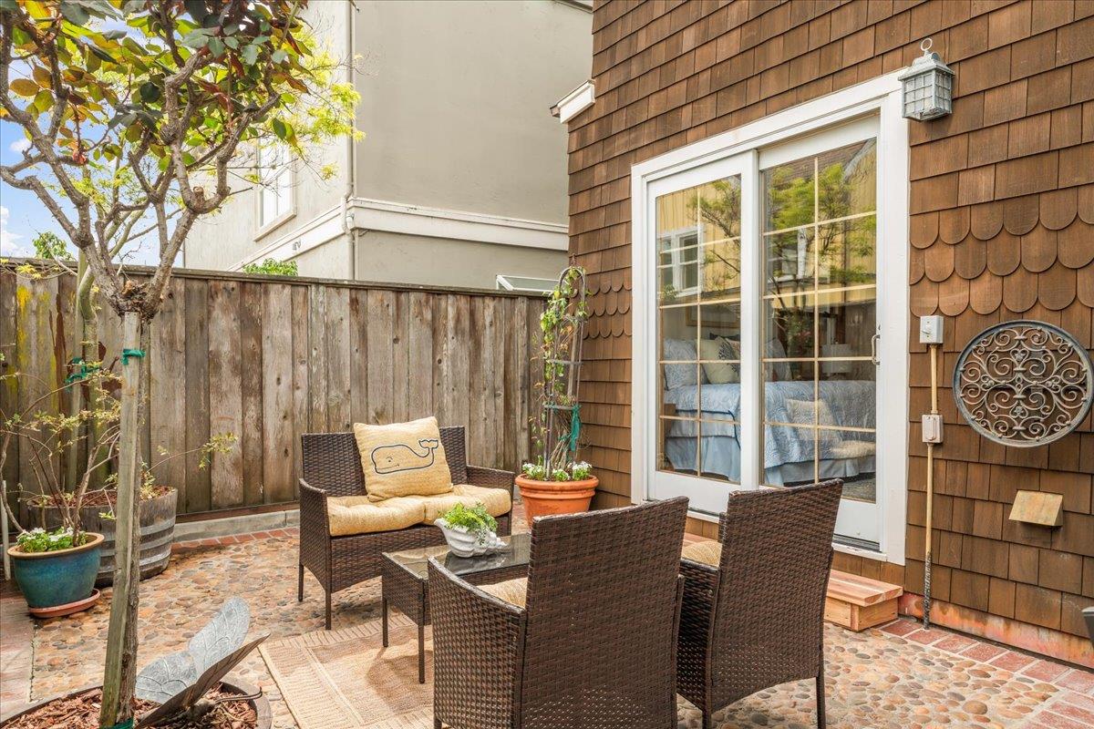 Detail Gallery Image 22 of 30 For 116 Mott Ave, Santa Cruz,  CA 95062 - 2 Beds | 2/1 Baths