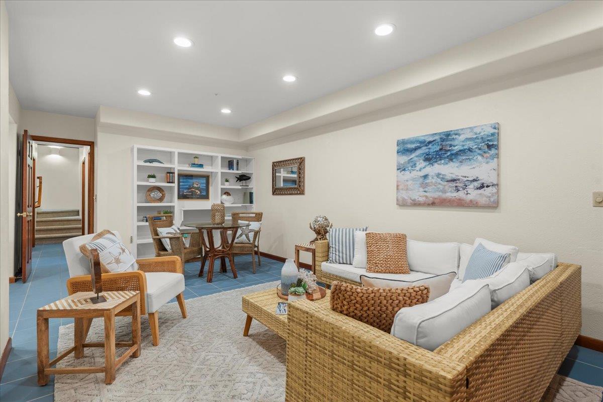 Detail Gallery Image 26 of 30 For 116 Mott Ave, Santa Cruz,  CA 95062 - 2 Beds | 2/1 Baths