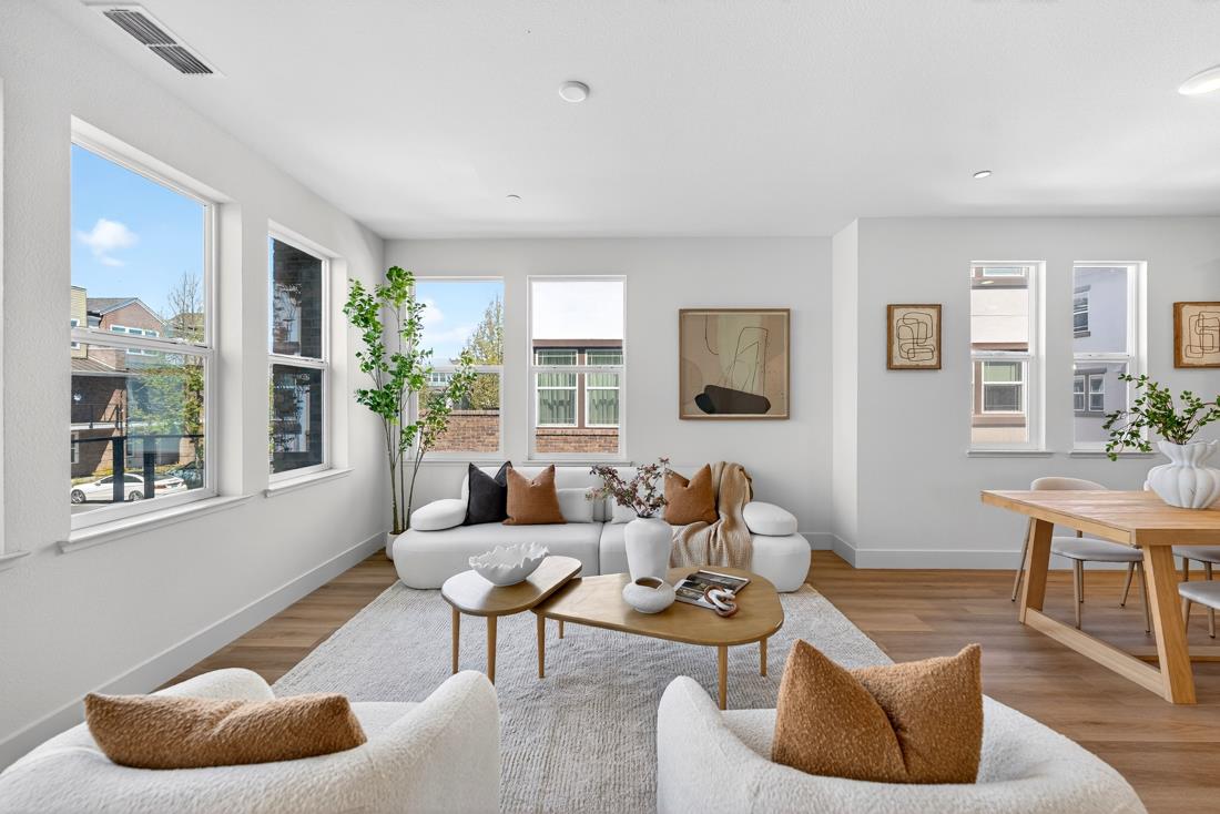 Detail Gallery Image 34 of 60 For 552 Galt Ter #4,  Sunnyvale,  CA 94085 - 4 Beds | 3/1 Baths