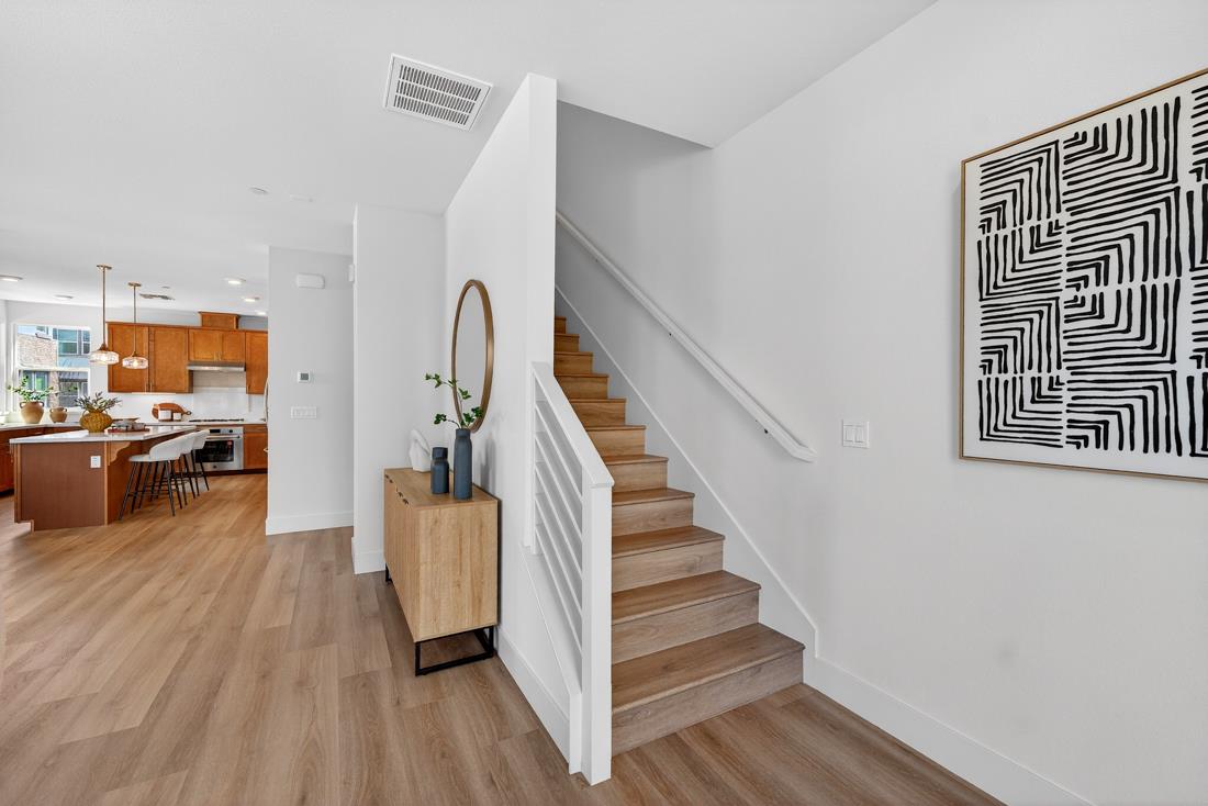 Detail Gallery Image 36 of 60 For 552 Galt Ter #4,  Sunnyvale,  CA 94085 - 4 Beds | 3/1 Baths