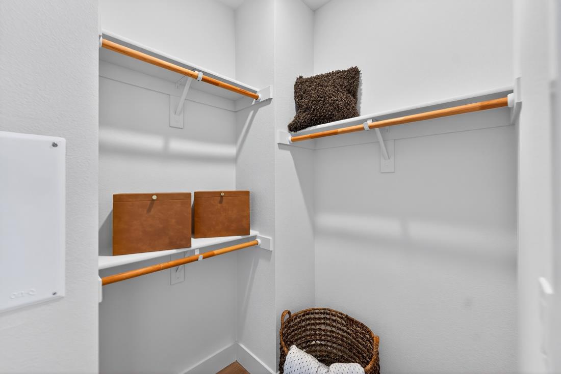 Detail Gallery Image 57 of 60 For 552 Galt Ter #4,  Sunnyvale,  CA 94085 - 4 Beds | 3/1 Baths