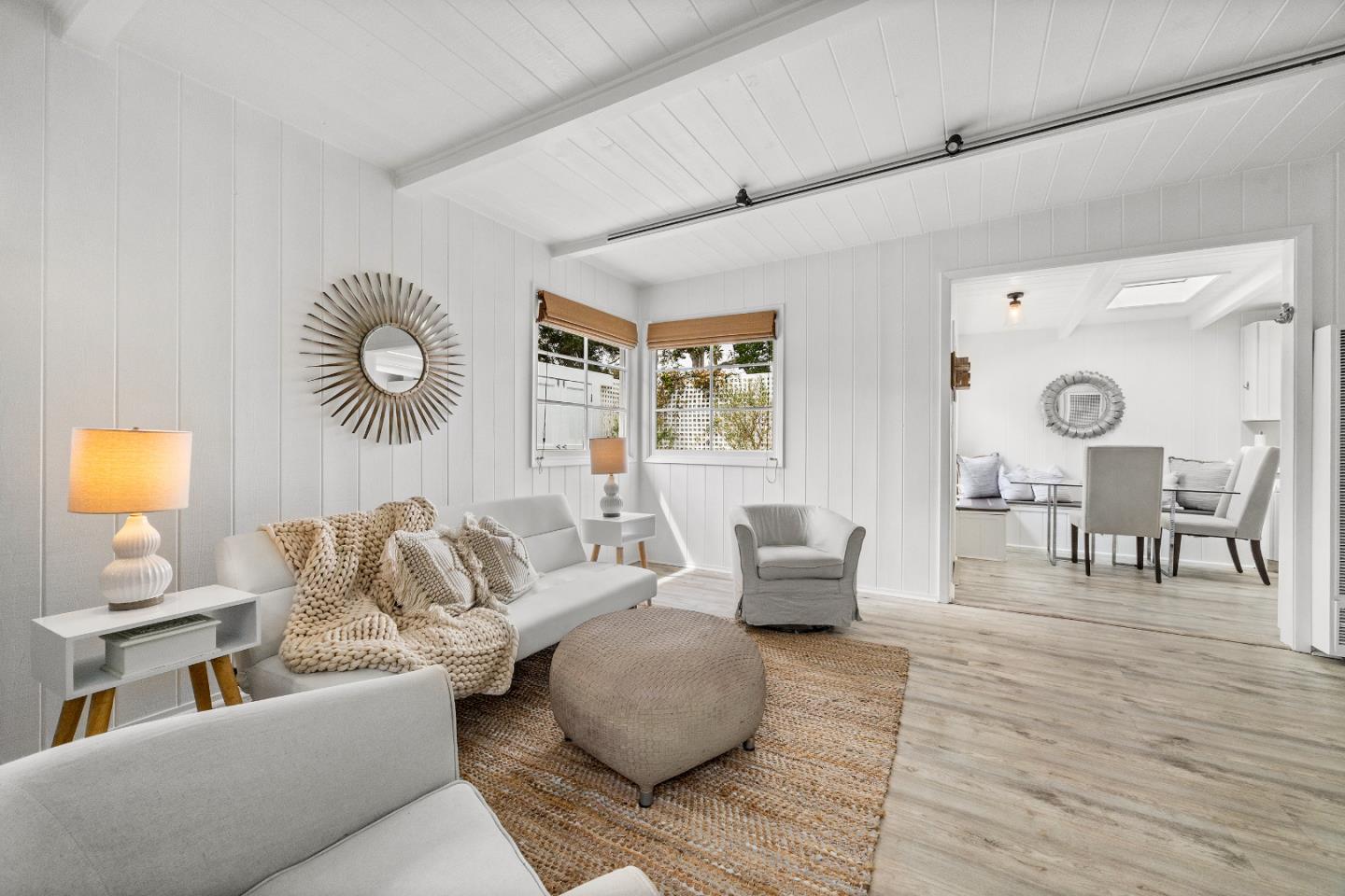 Detail Gallery Image 10 of 37 For 145 Bennett Rd, Aptos,  CA 95003 - 2 Beds | 1/1 Baths