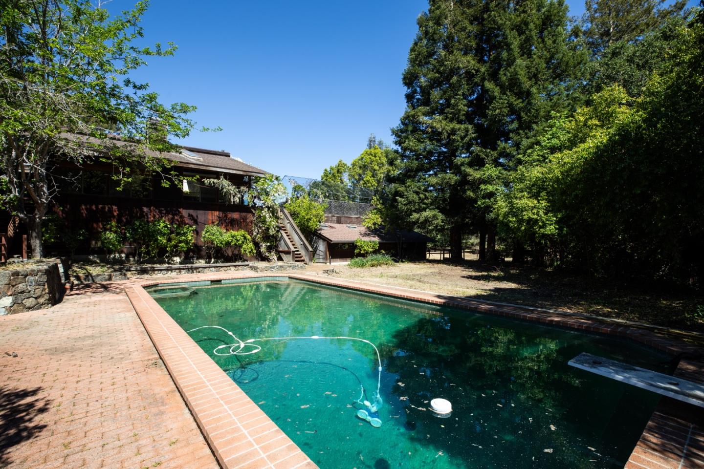 Detail Gallery Image 10 of 10 For 12544 Corbetta Ln, Los Altos Hills,  CA 94022 - 3 Beds | 3 Baths