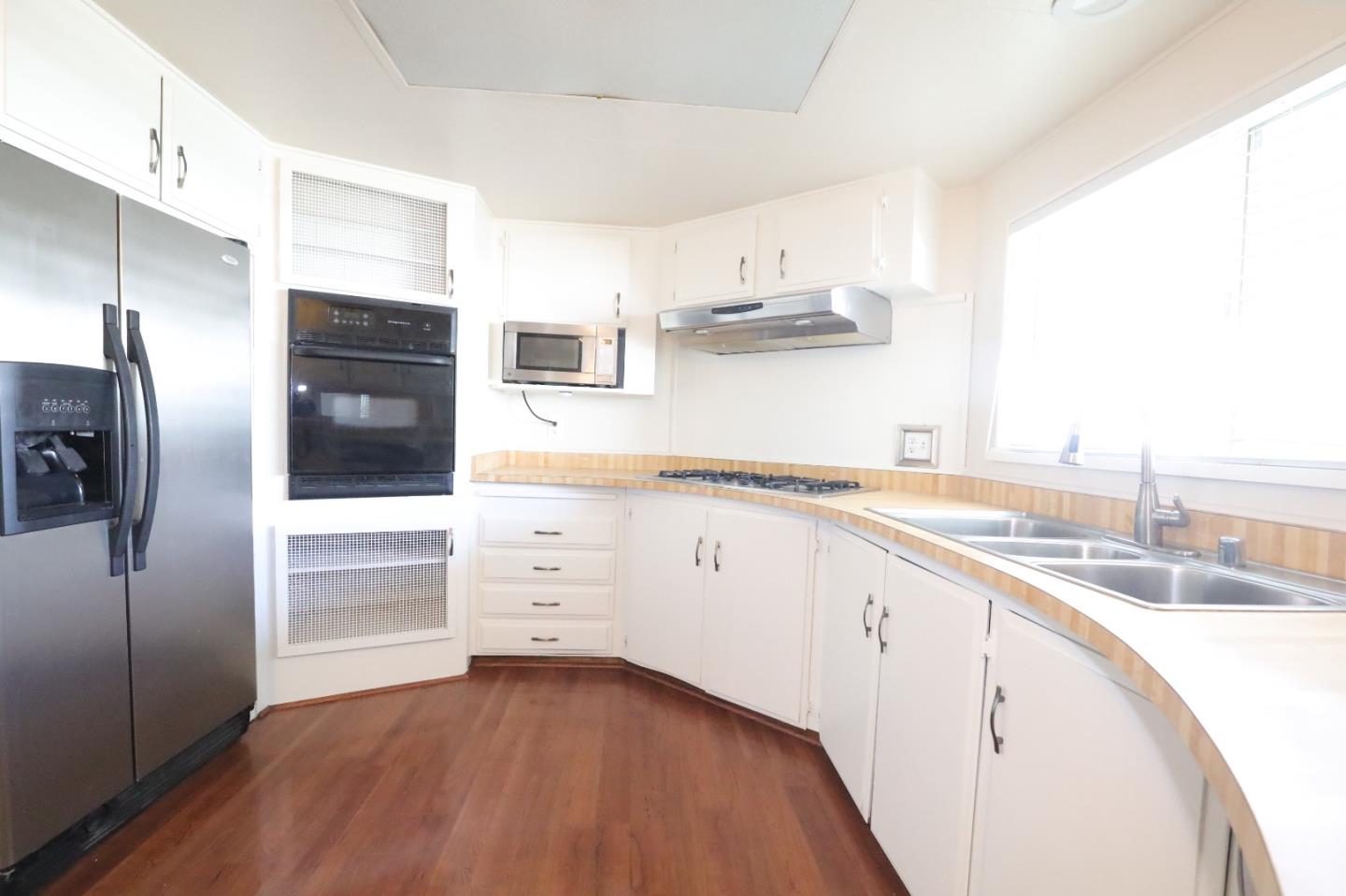 Detail Gallery Image 16 of 44 For 29174 Verdi Rd #26,  Hayward,  CA 94544 - 2 Beds | 2 Baths