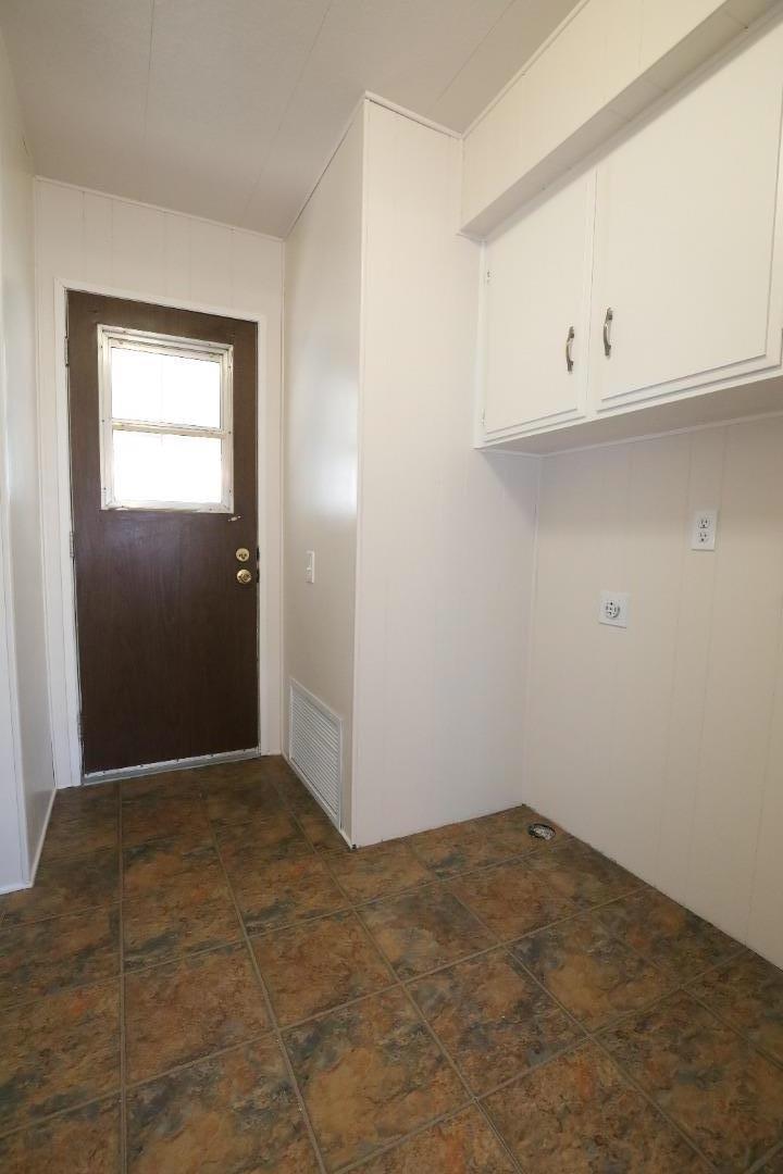 Detail Gallery Image 29 of 44 For 29174 Verdi Rd #26,  Hayward,  CA 94544 - 2 Beds | 2 Baths